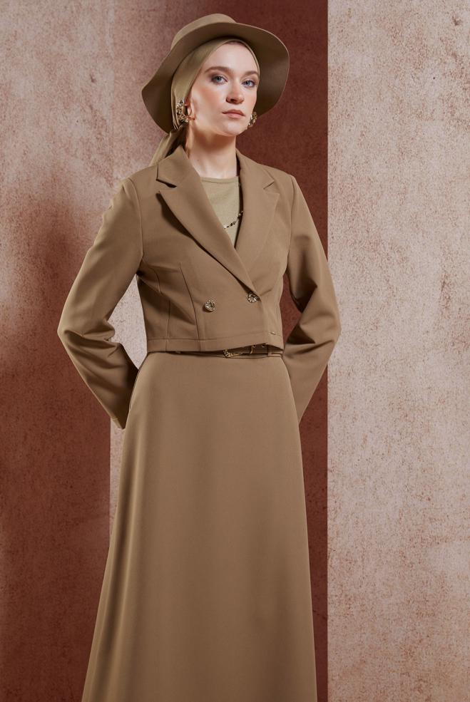Vêtements hijab BEIGE COSTUME À JUPE CEINTURÉE 45070 - ALVİNA