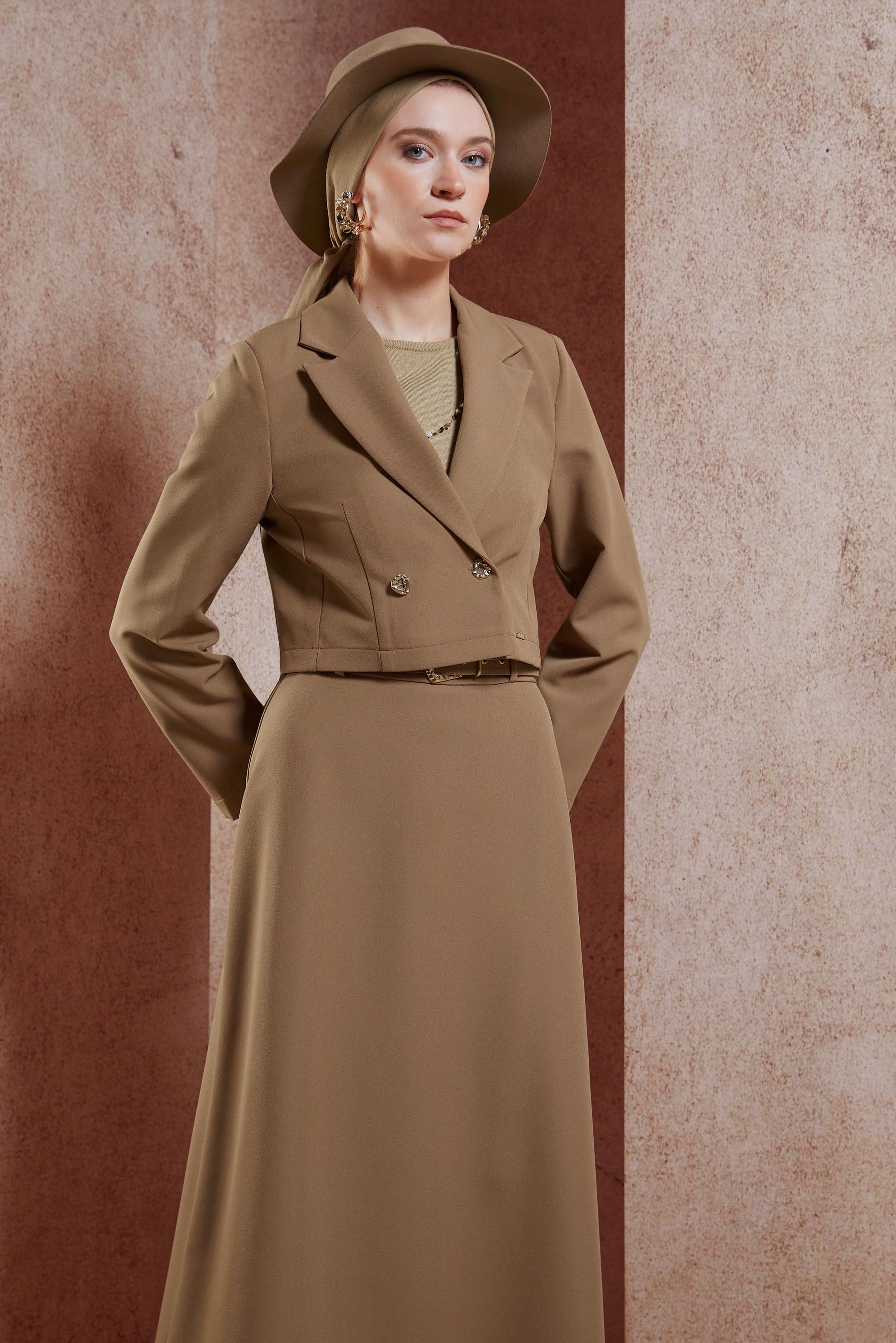 Vêtements hijab BEIGE COSTUME À JUPE CEINTURÉE 45070