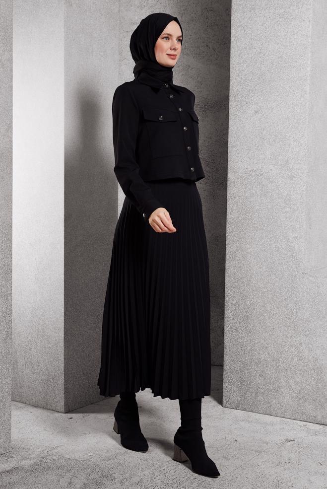 Vêtements hijab NOIR COSTUME À JUPE PLISSÉE 45170 - ALVİNA