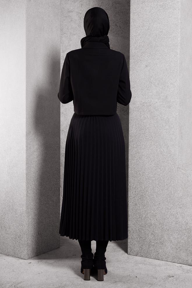 Vêtements hijab NOIR COSTUME À JUPE PLISSÉE 45170 - ALVİNA