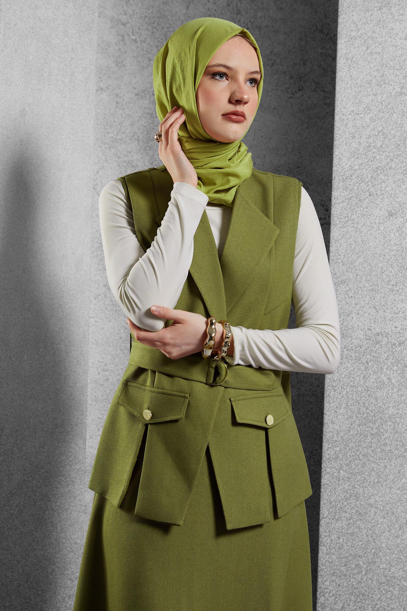 Vêtements hijab VERT COSTUME À JUPE CEINTURÉE 45176