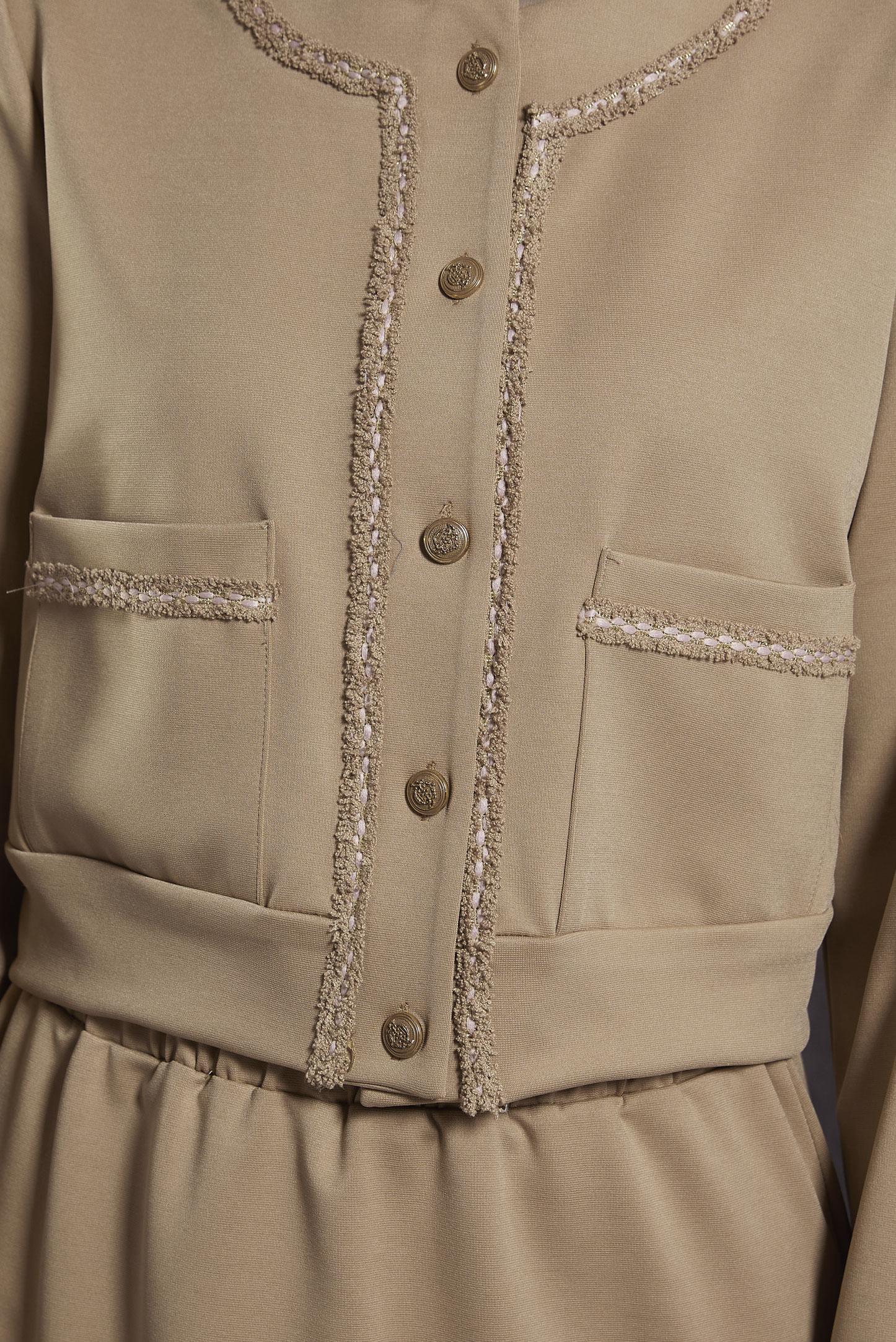 Vêtements hijab BEIGE COSTUME À JUPE BOUTONNEE 45186