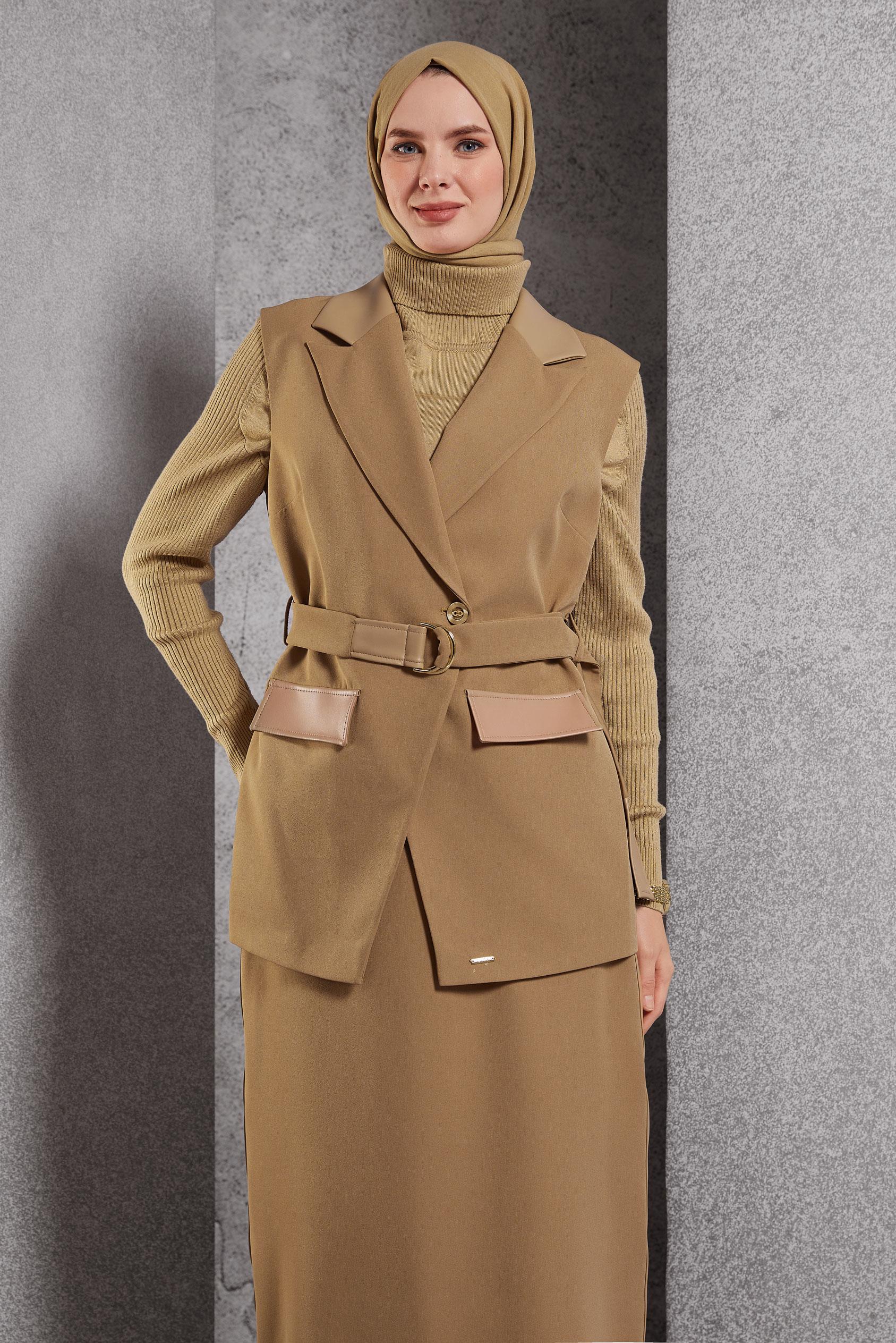 Vêtements hijab BEIGE COSTUME À JUPE CEINTURÉE 45195