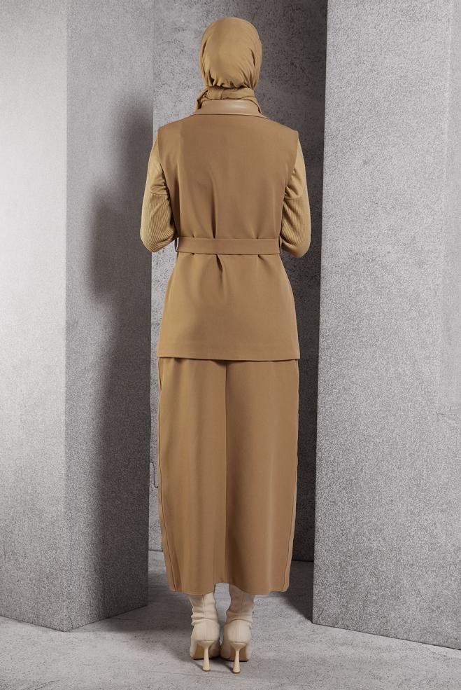 Vêtements hijab BEIGE COSTUME À JUPE CEINTURÉE 45195 - ALVİNA