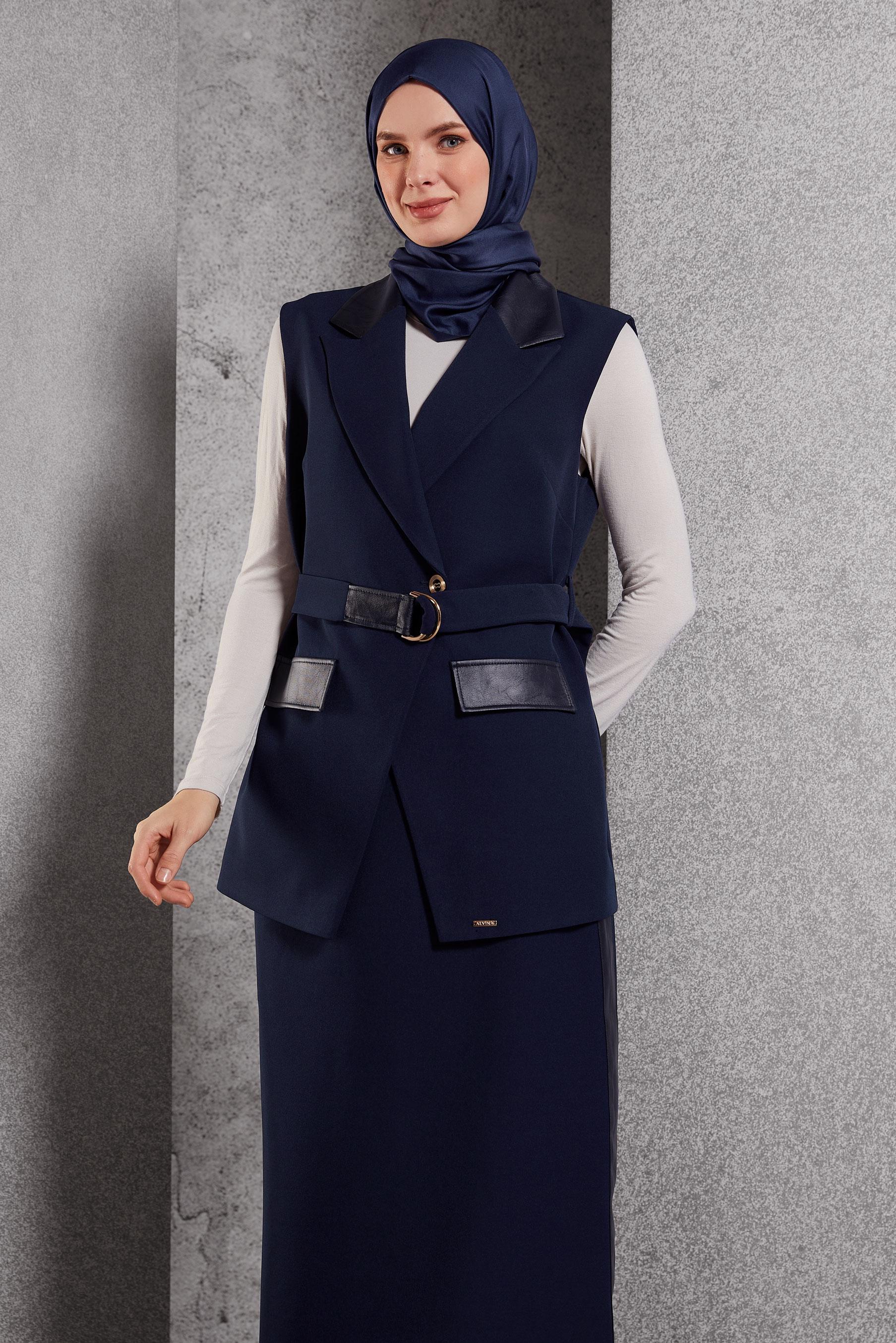 Tesettür giyim LACİVERT KEMERLİ ETEKLİ TAKIM 45195