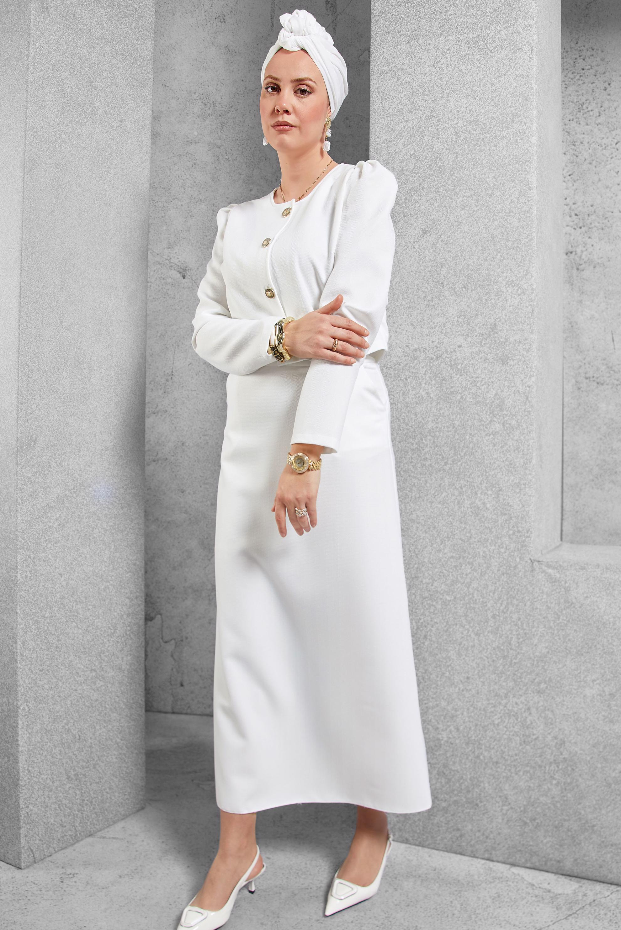 Tesettür giyim BEYAZ DÜĞMELİ ETEKLİ TAKIM 45278