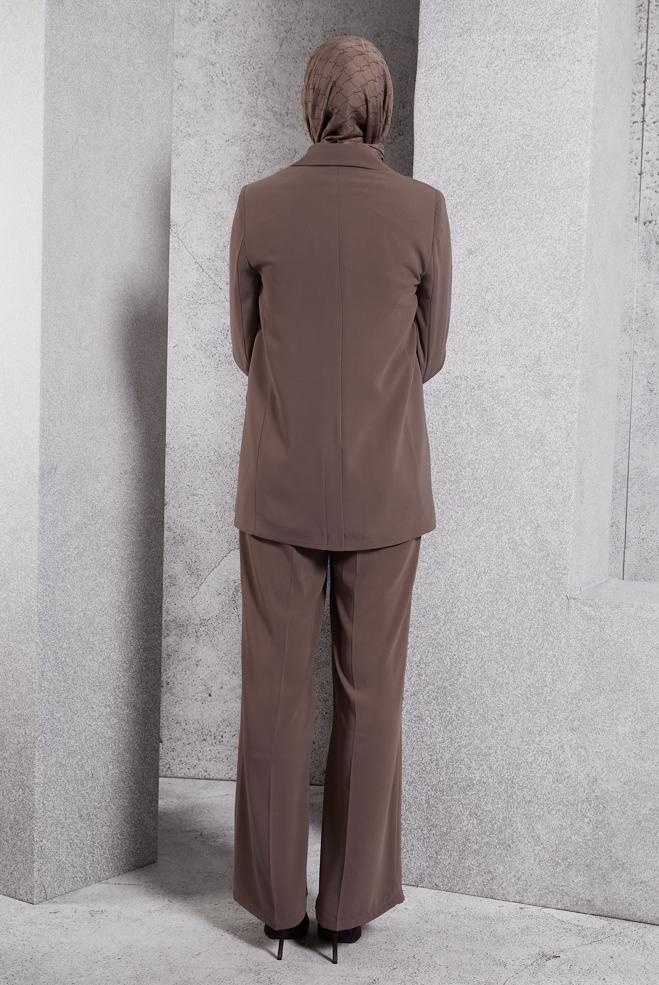 Tesettür giyim VİZON KRUVAZE YAKA PANTOLONLU TAKIM 30504 - ALVİNA