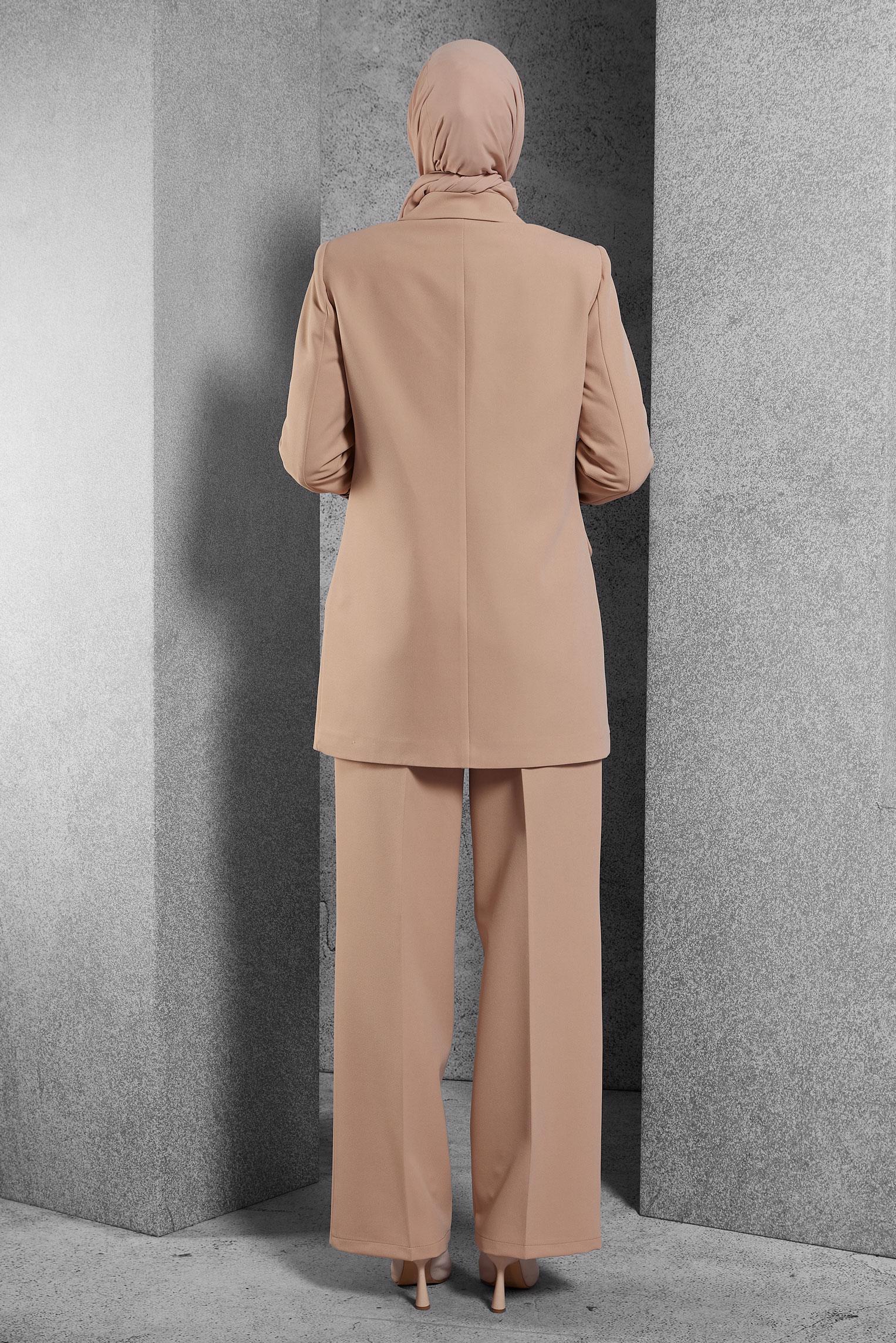 Tesettür giyim BEJ KRUVAZE YAKA PANTOLONLU TAKIM 30508