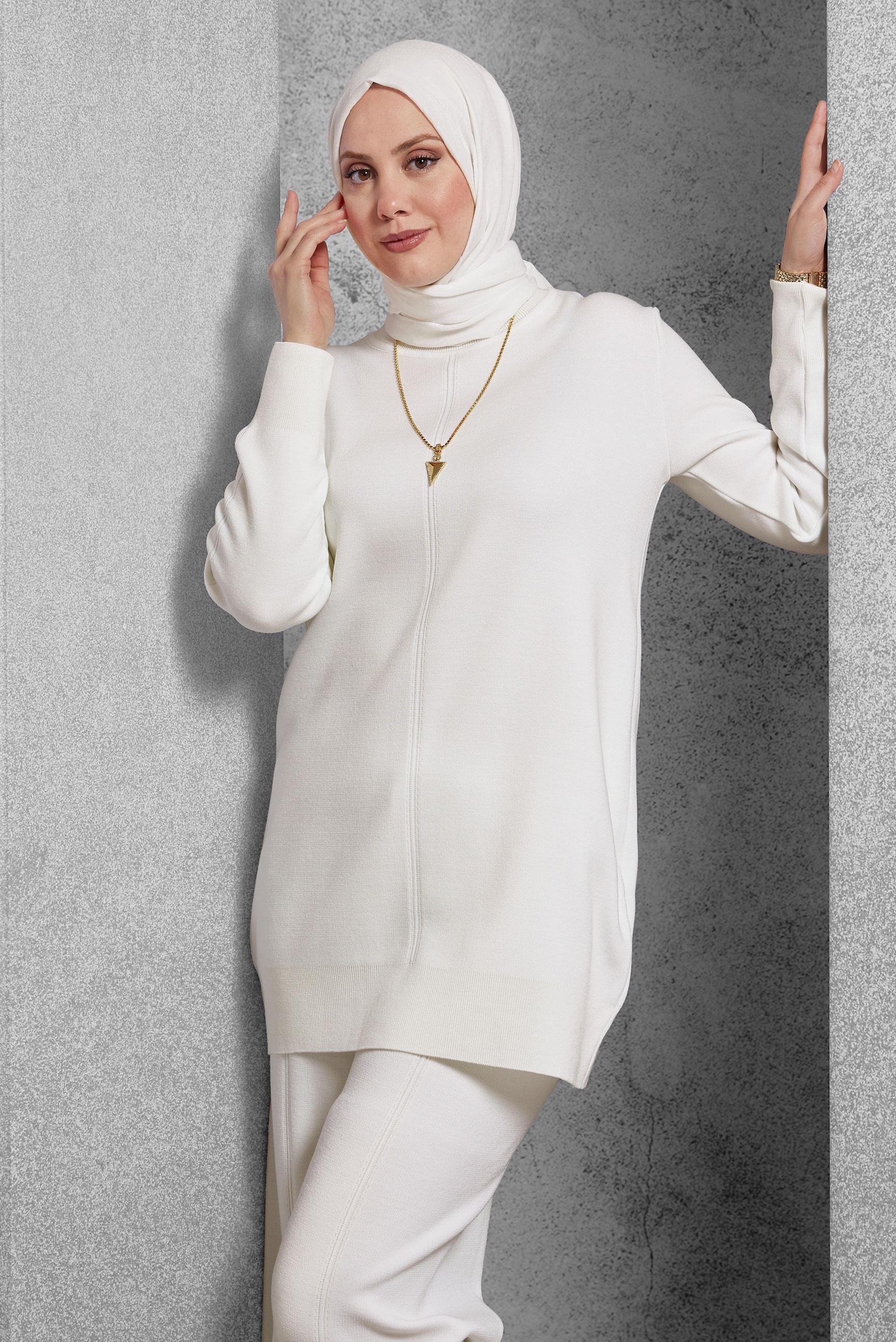 Hijab clothing WHITE KNITWEAR PANTS SUIT 44910