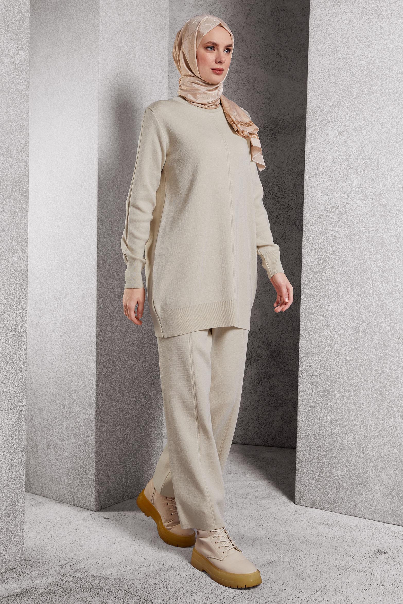 Hijab clothing BEIGE KNITWEAR PANTS SUIT 44910