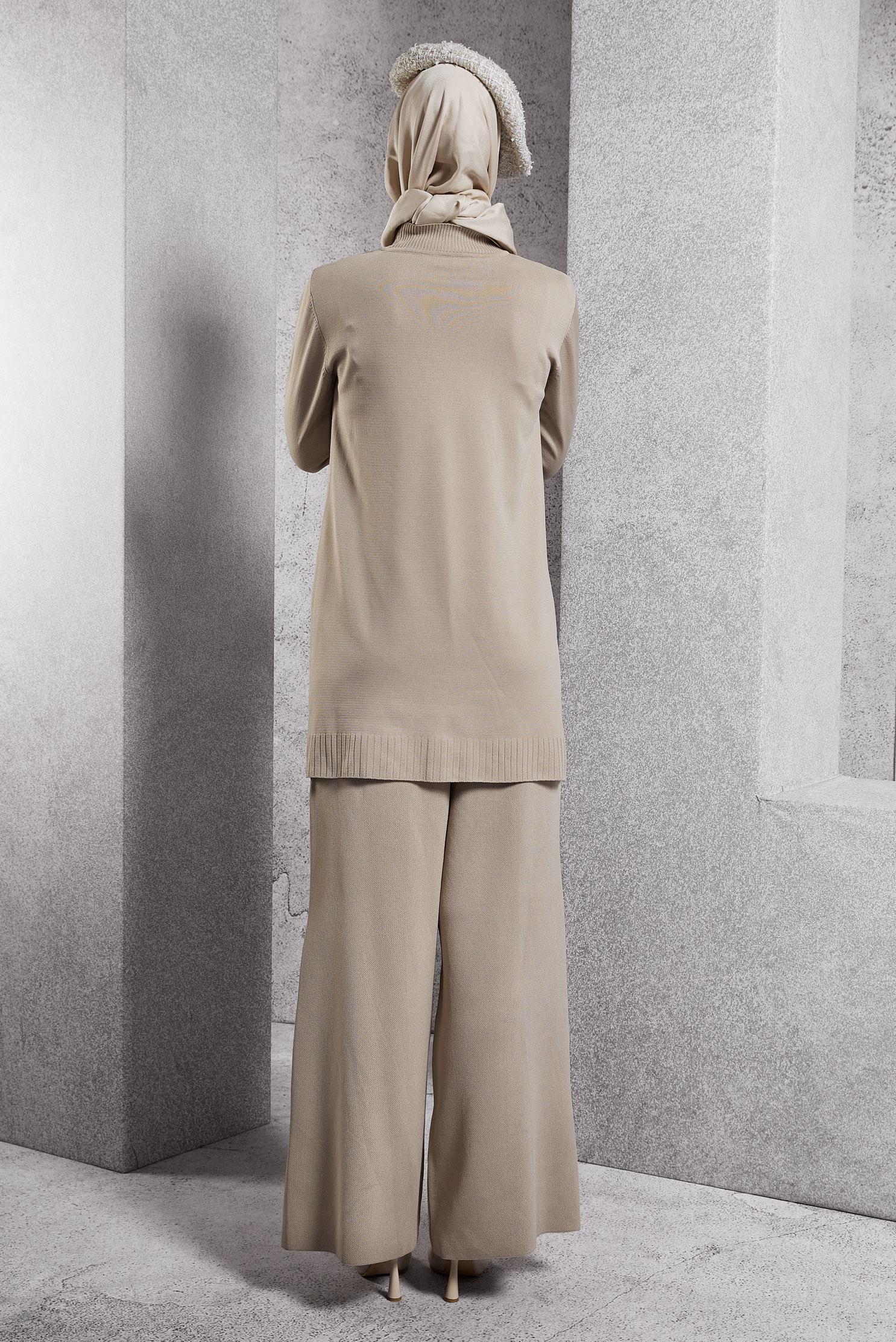 Tesettür giyim BEJ KÜRK DETAYLI PANTOLONLU TRİKO TAKIM 44950