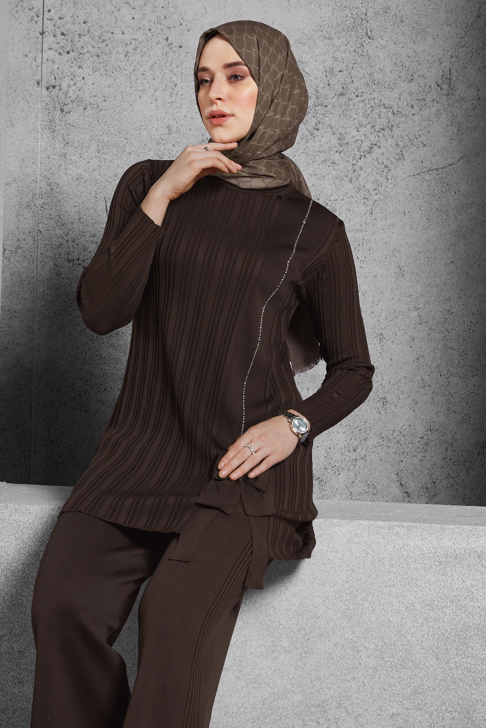 Tesettür giyim KAHVE TAŞ BASKILI PANTOLONLU TAKIM 44955