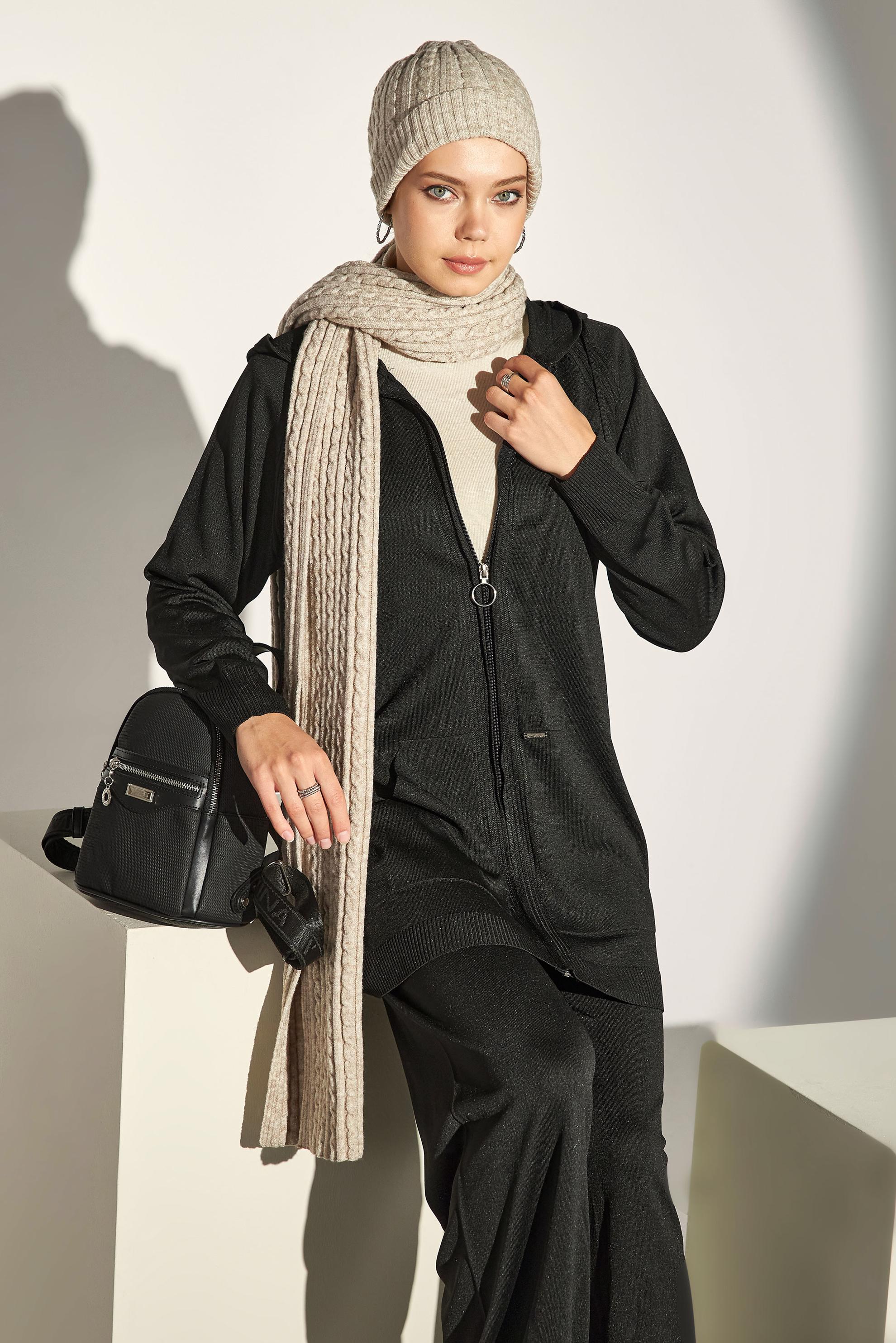 Tesettür giyim SİYAH KAPÜŞONLU PANTOLONLU TAKIM 44958