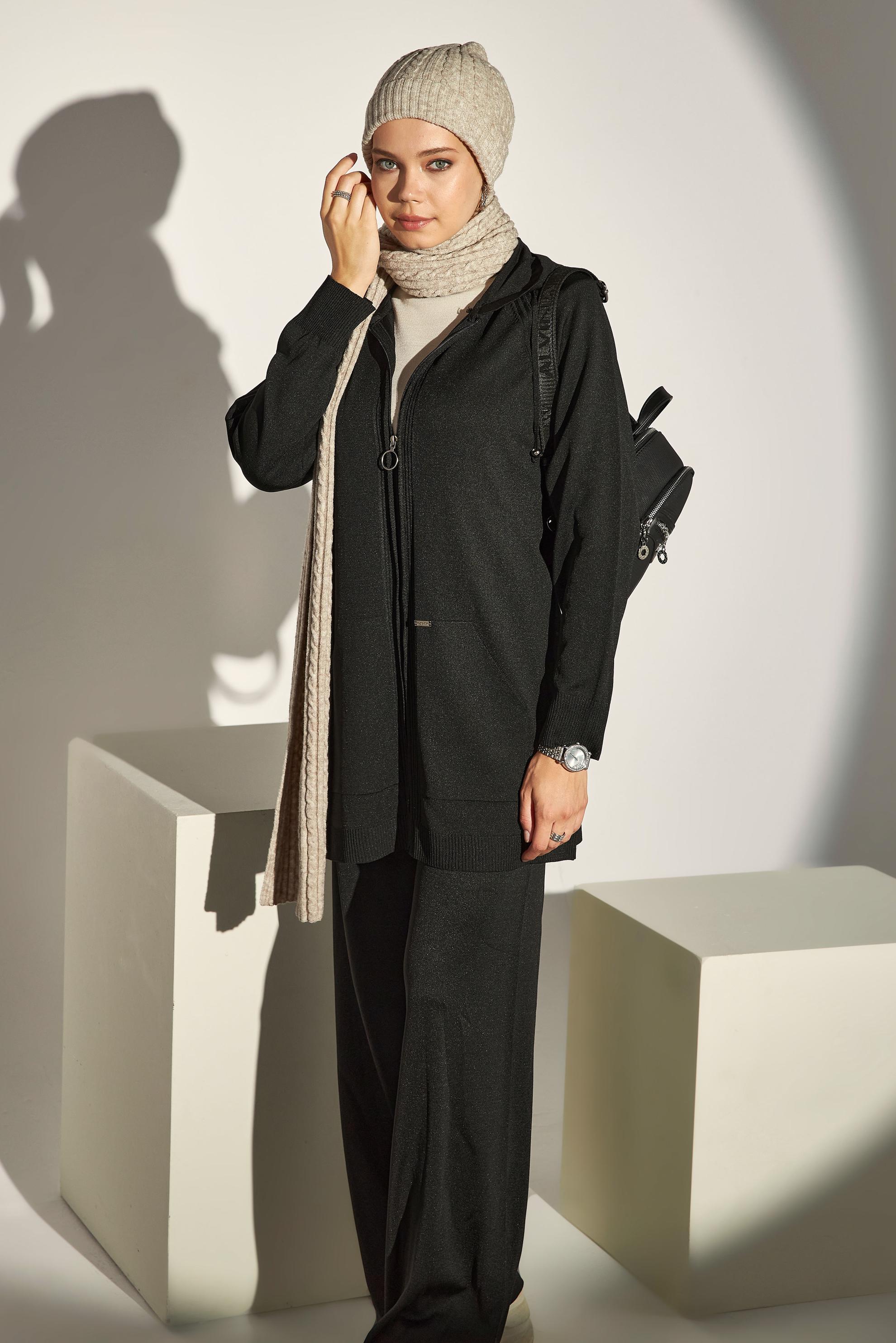 Tesettür giyim SİYAH KAPÜŞONLU PANTOLONLU TAKIM 44958