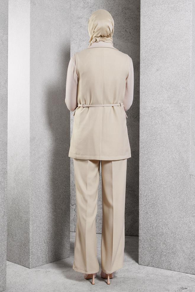 Tesettür giyim EKRU YELEKLİ PANTOLONLU TAKIM 45089 - ALVİNA
