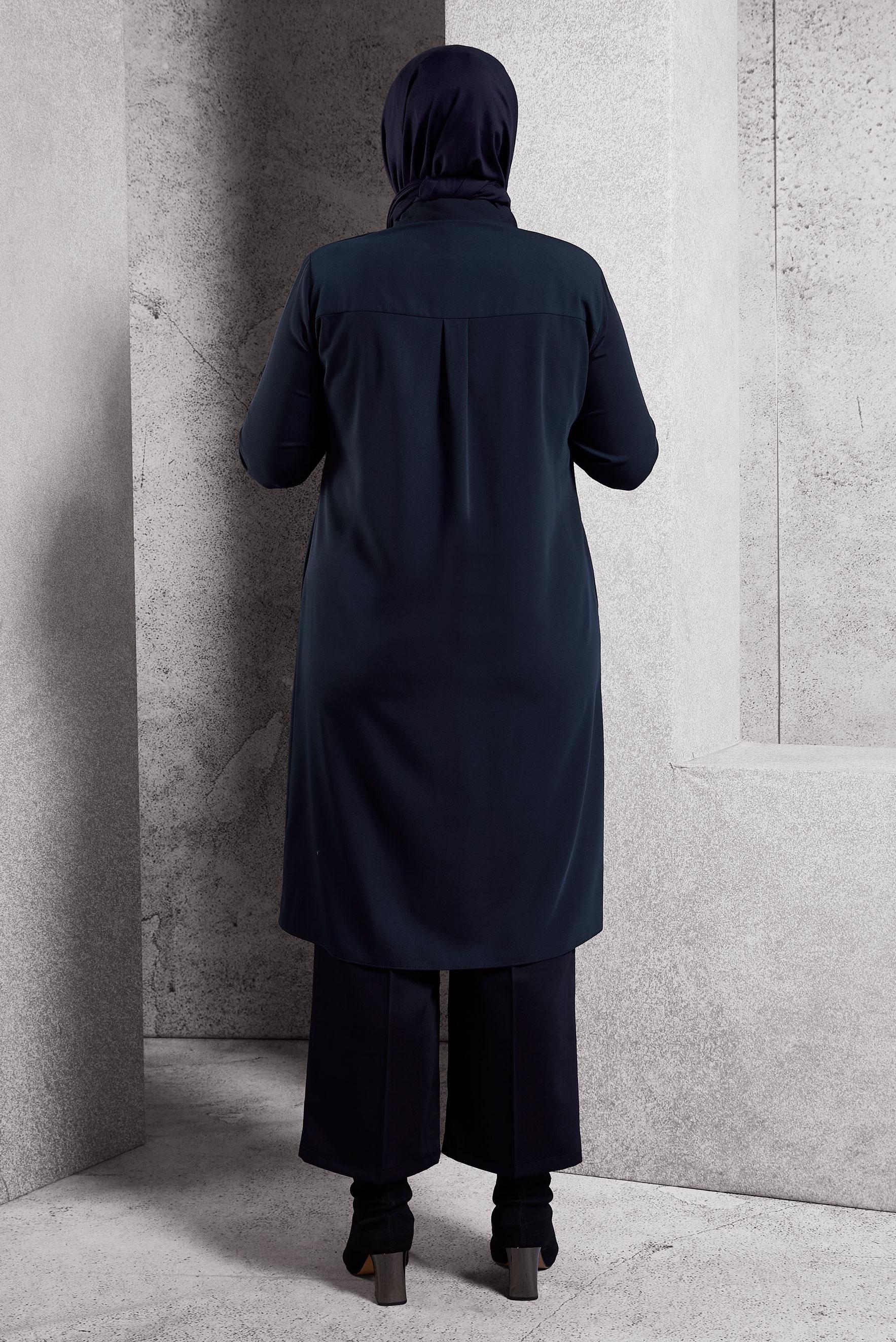 Tesettür giyim LACİVERT BROŞ DETAYLI TUNİK 20625