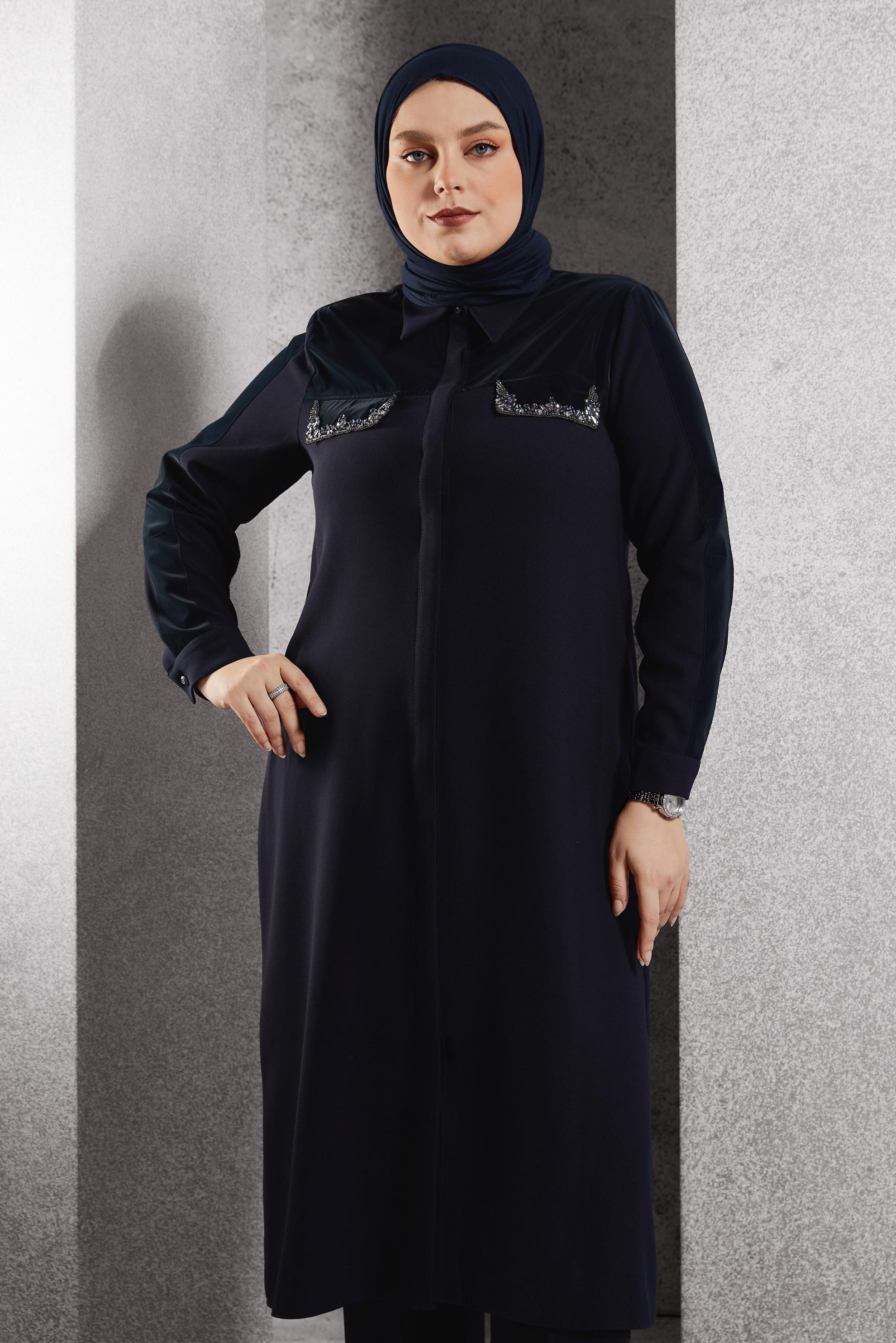 Vêtements hijab BLEU MARINE TUNIQUE LONGUE AVEC BIJOU 20634