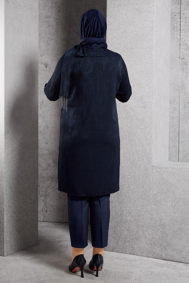 Vêtements hijab BLEU MARINE TUNIQUE JACQUARD À COL NOUÉ 20635 - ALVİNA