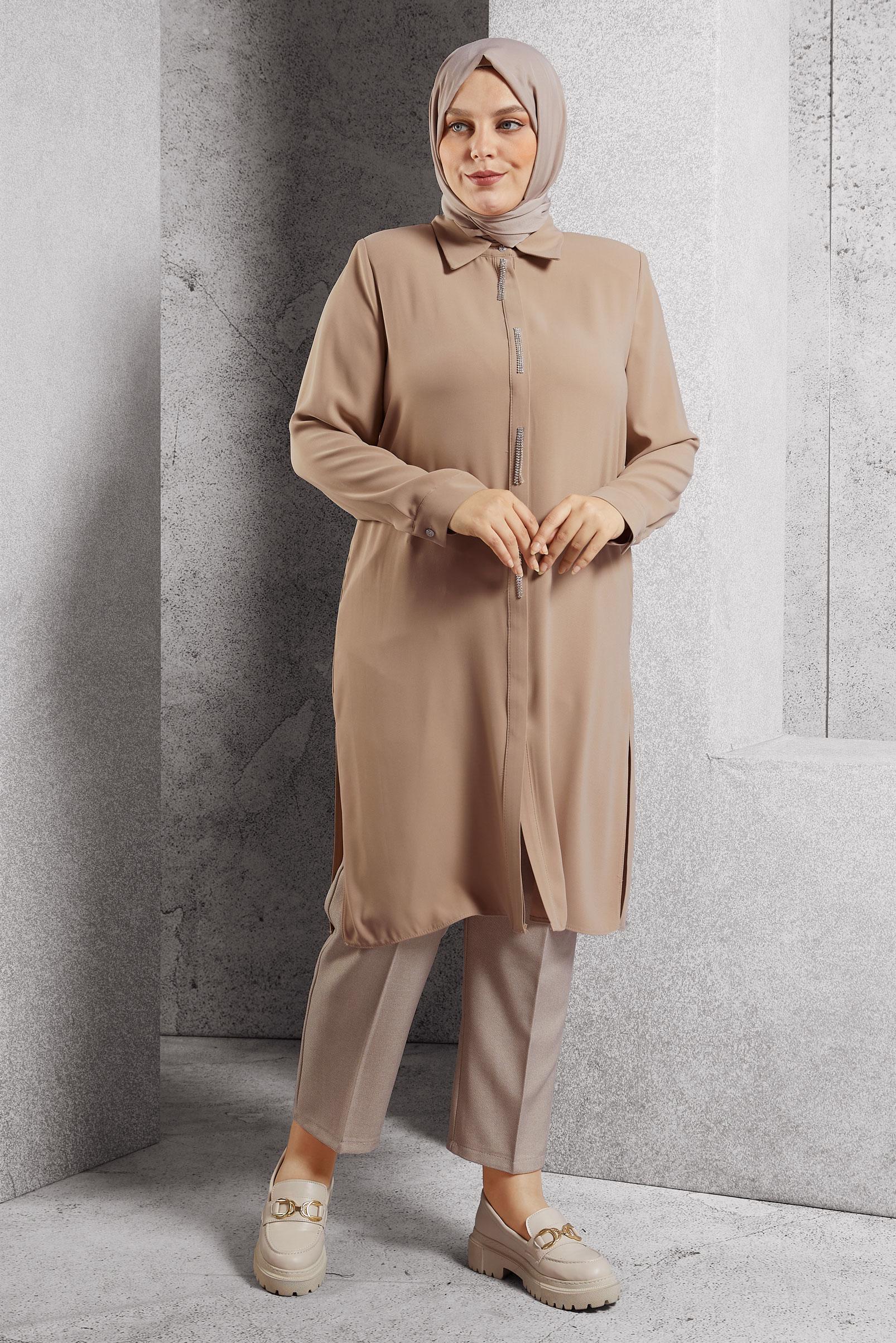 Vêtements hijab BRUN TUNIQUE BRODÉE DE PIERRES PRÉCIEUSES 20636