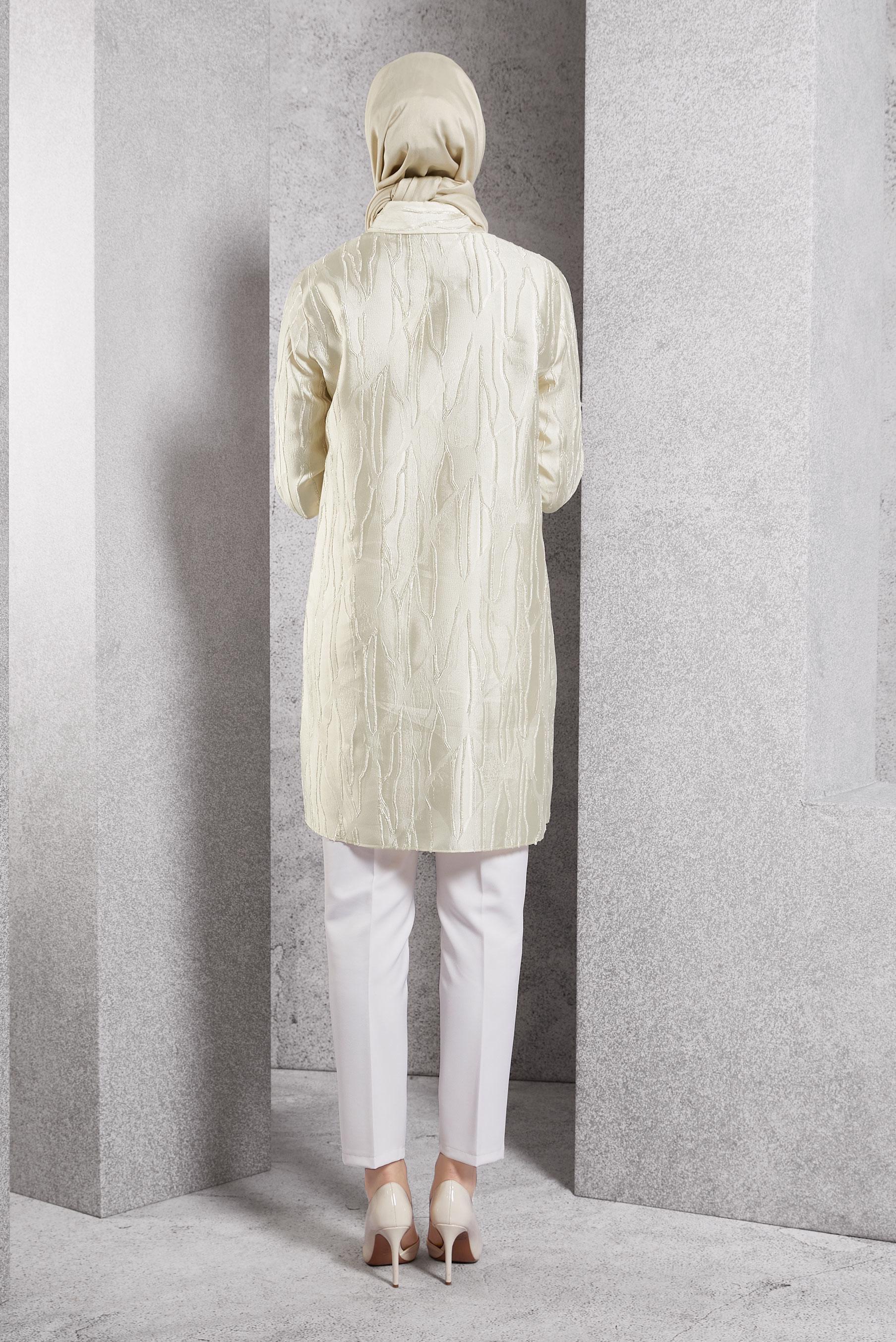 Tesettür giyim EKRU BROŞLU JAKARLI TUNİK 44737