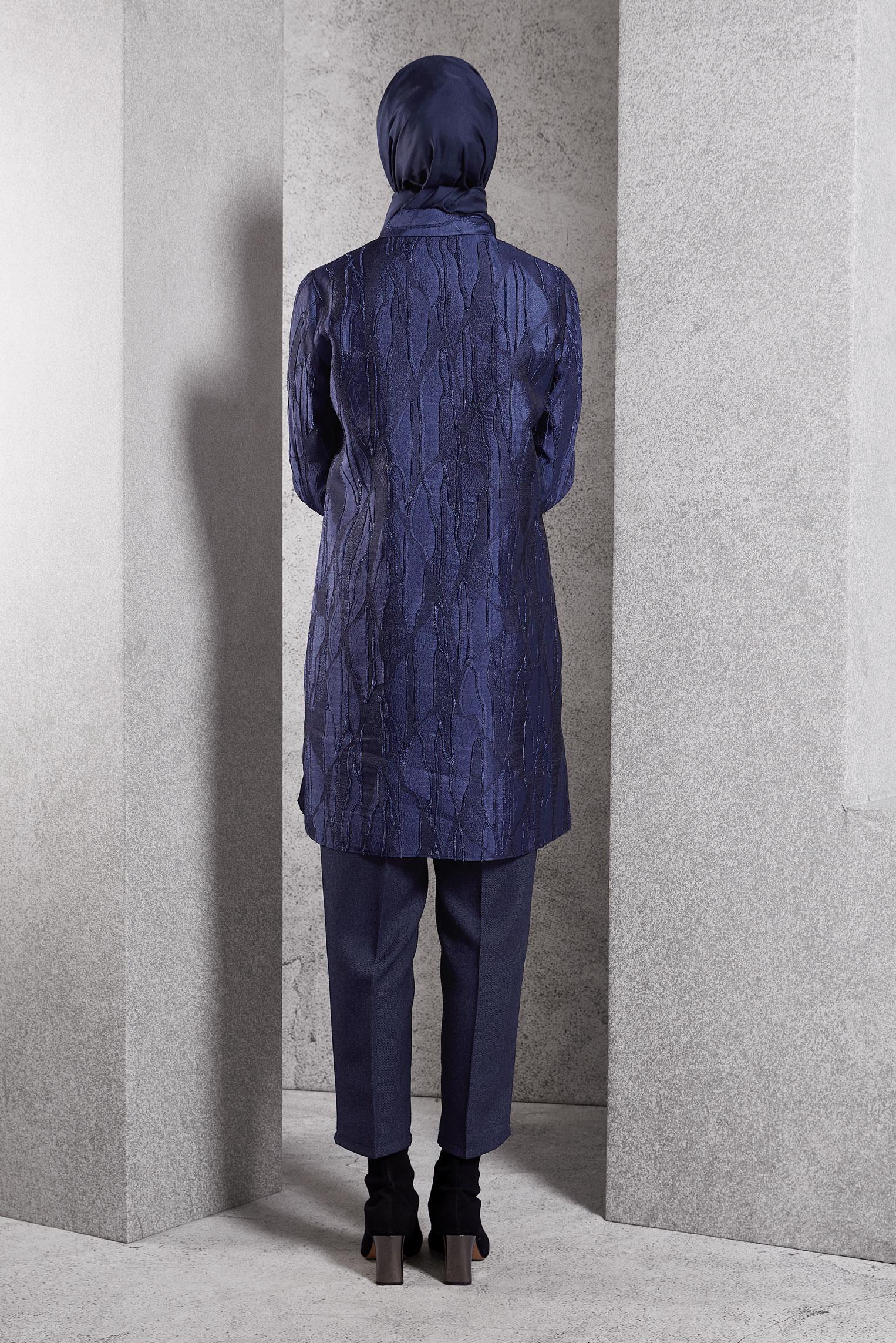 Tesettür giyim LACİVERT BROŞLU JAKARLI TUNİK 44737