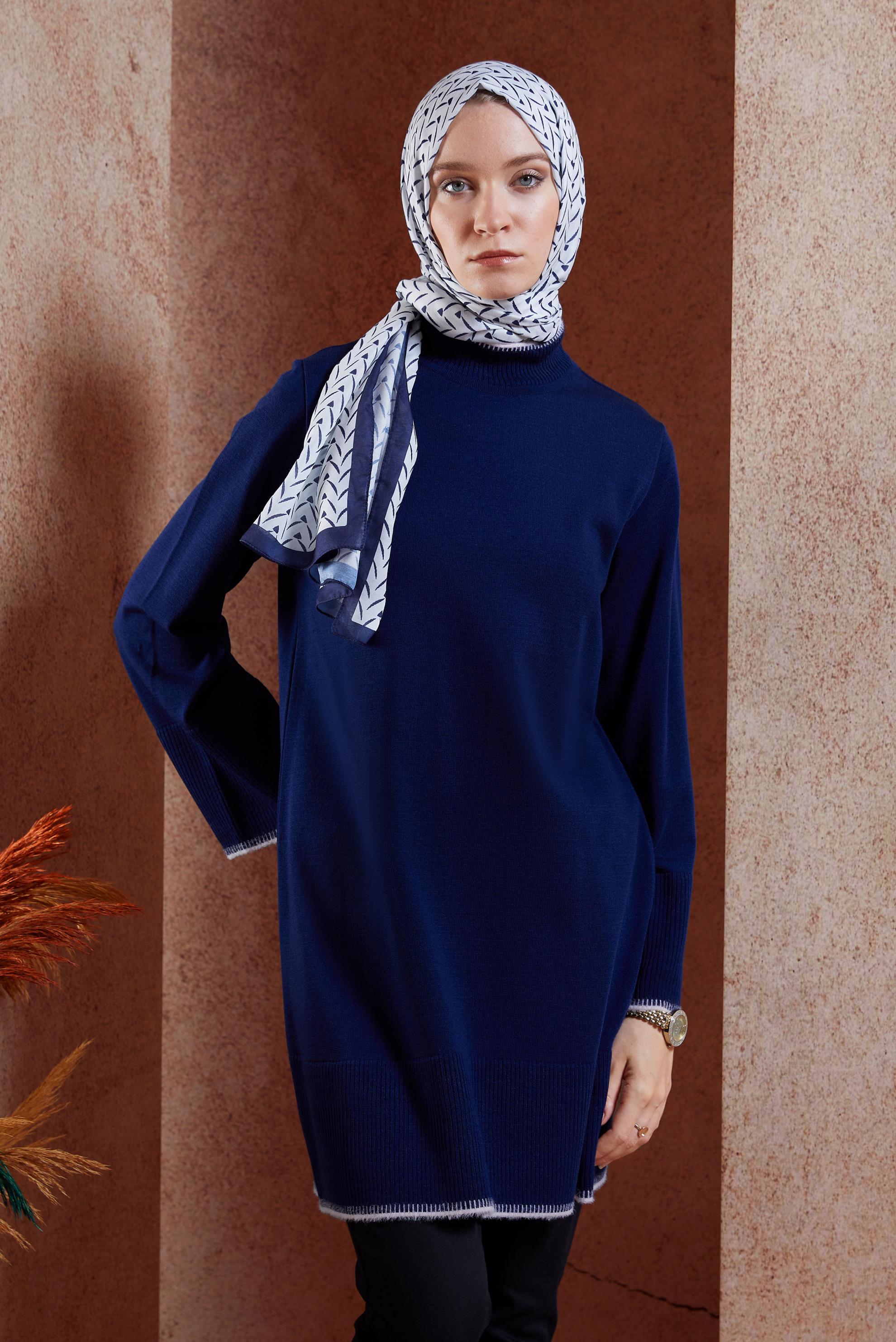 Tesettür giyim LACİVERT TRİKO TESETTÜR TUNİK 44900