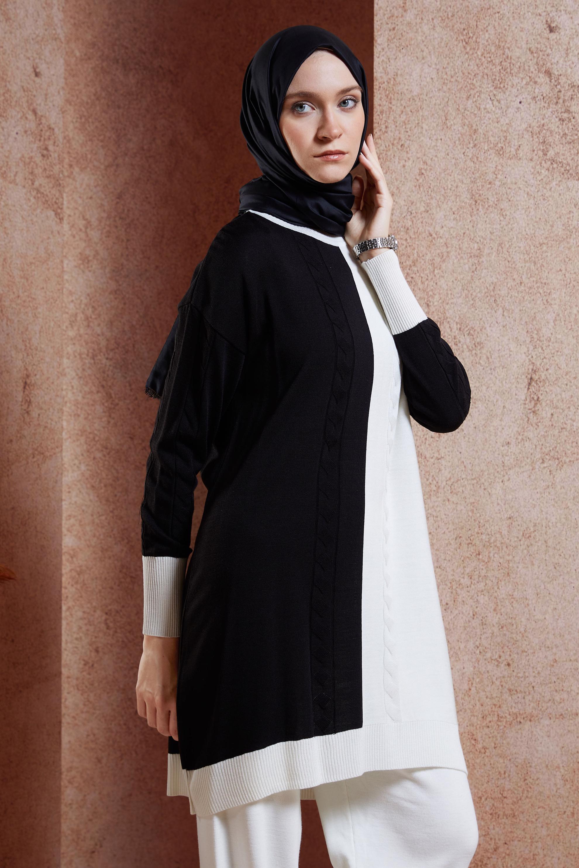 Tesettür giyim SİYAH İKİ RENKLİ TRİKO TUNİK 44901