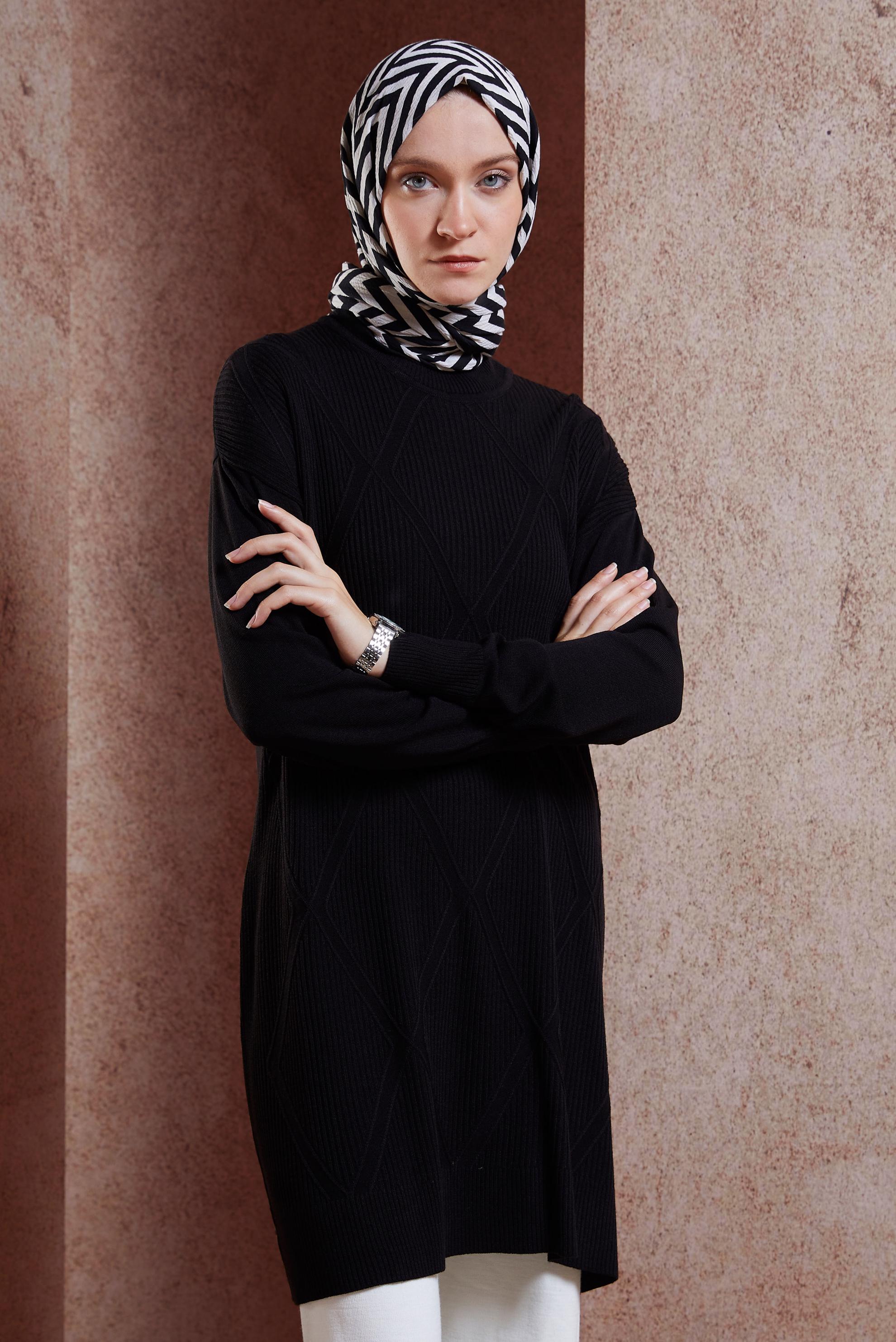 Tesettür giyim SİYAH TESETTÜR TRİKO TUNİK 44904