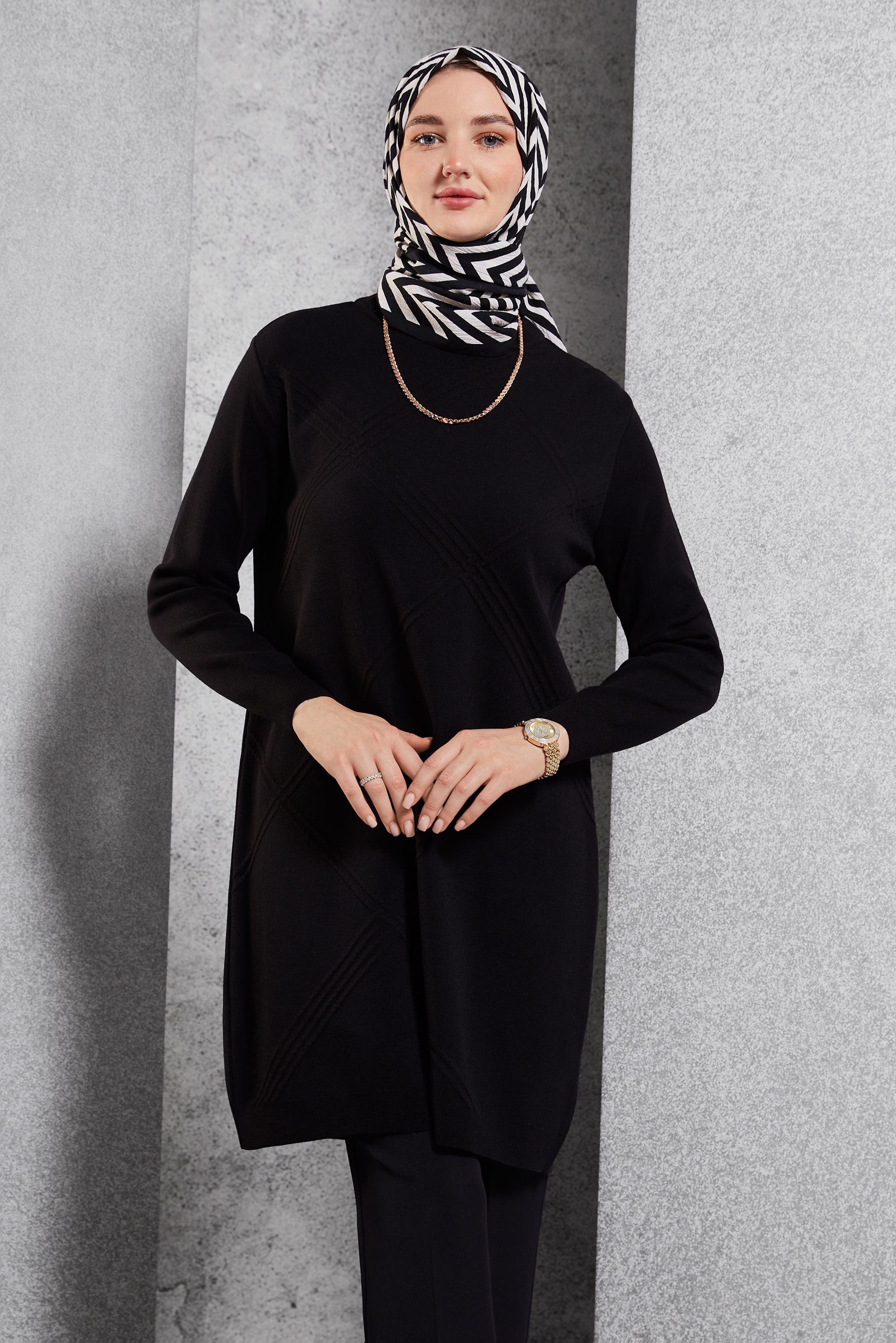 Tesettür giyim SİYAH DÜZ TRİKO TUNİK 44907