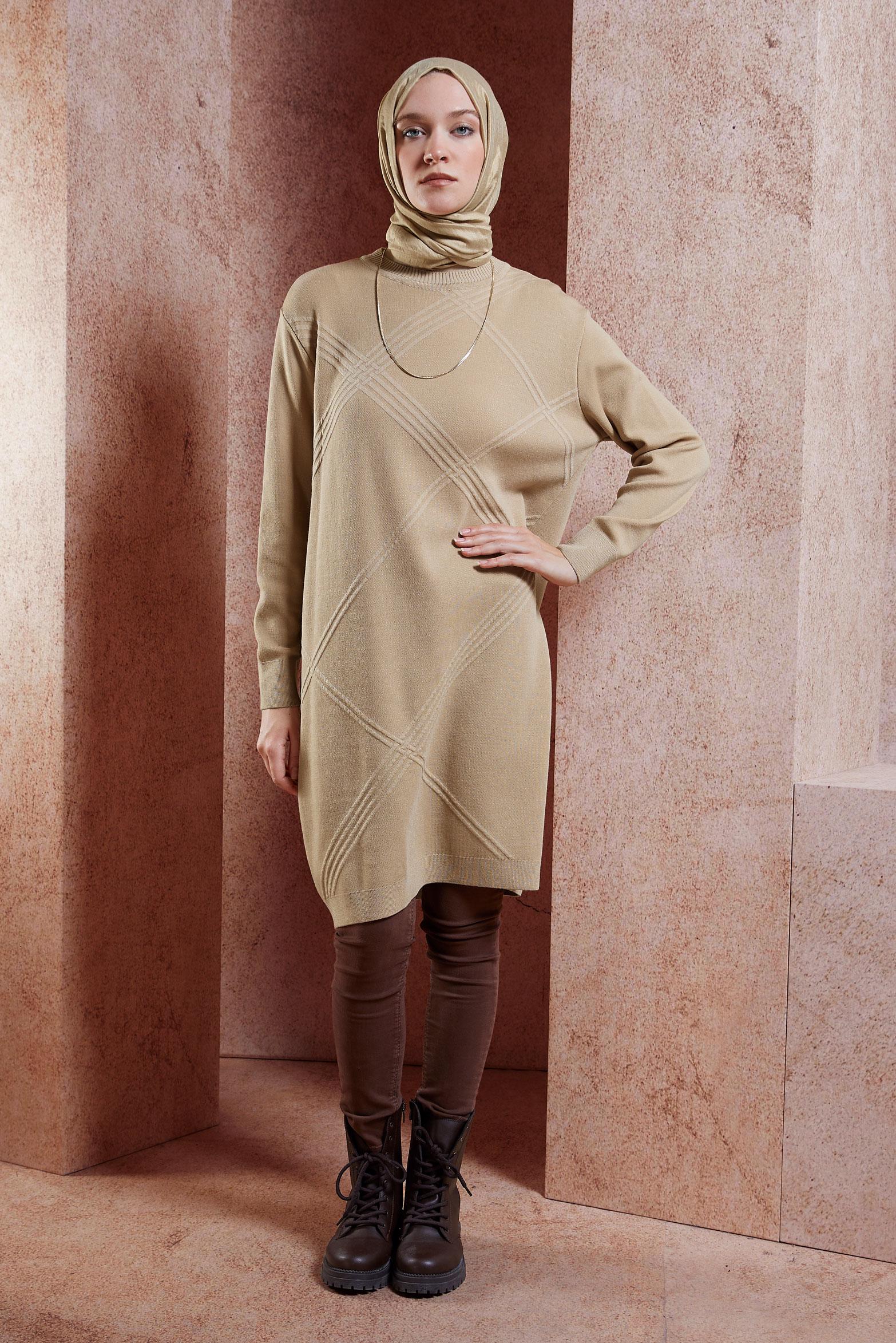 Tesettür giyim BEJ DÜZ TRİKO TUNİK 44907