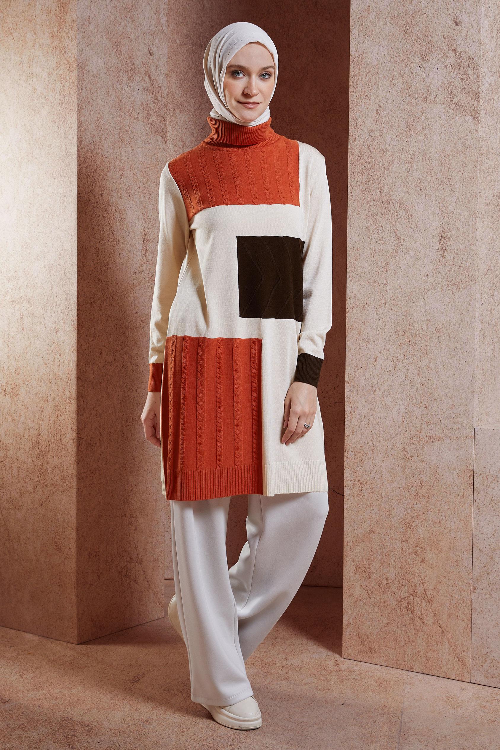 Tesettür giyim BEJ RENK BLOKLU TRİKO TUNİK 44908