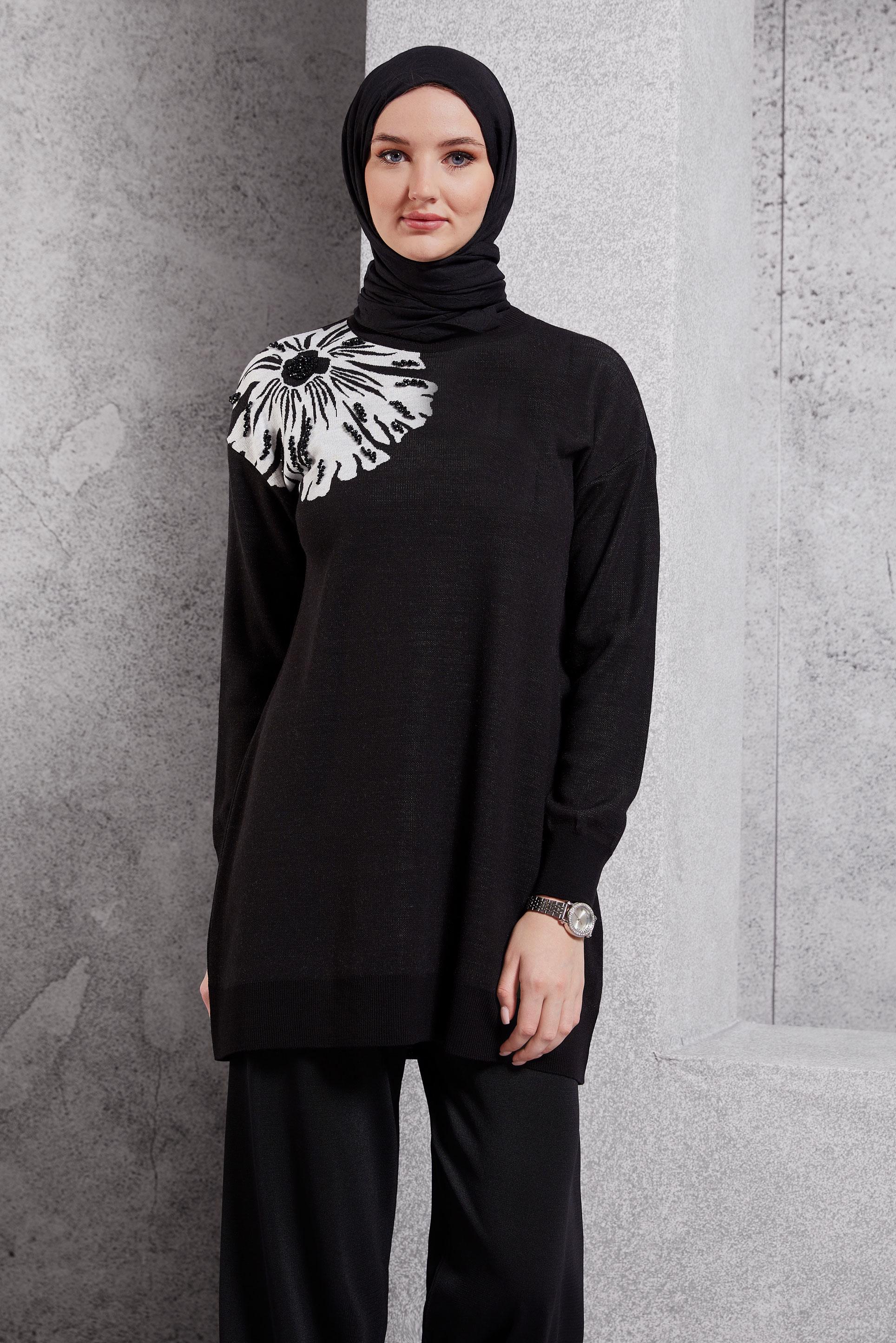 Tesettür giyim SİYAH BONCUK İŞLEMELİ TRİKO TUNİK 44914