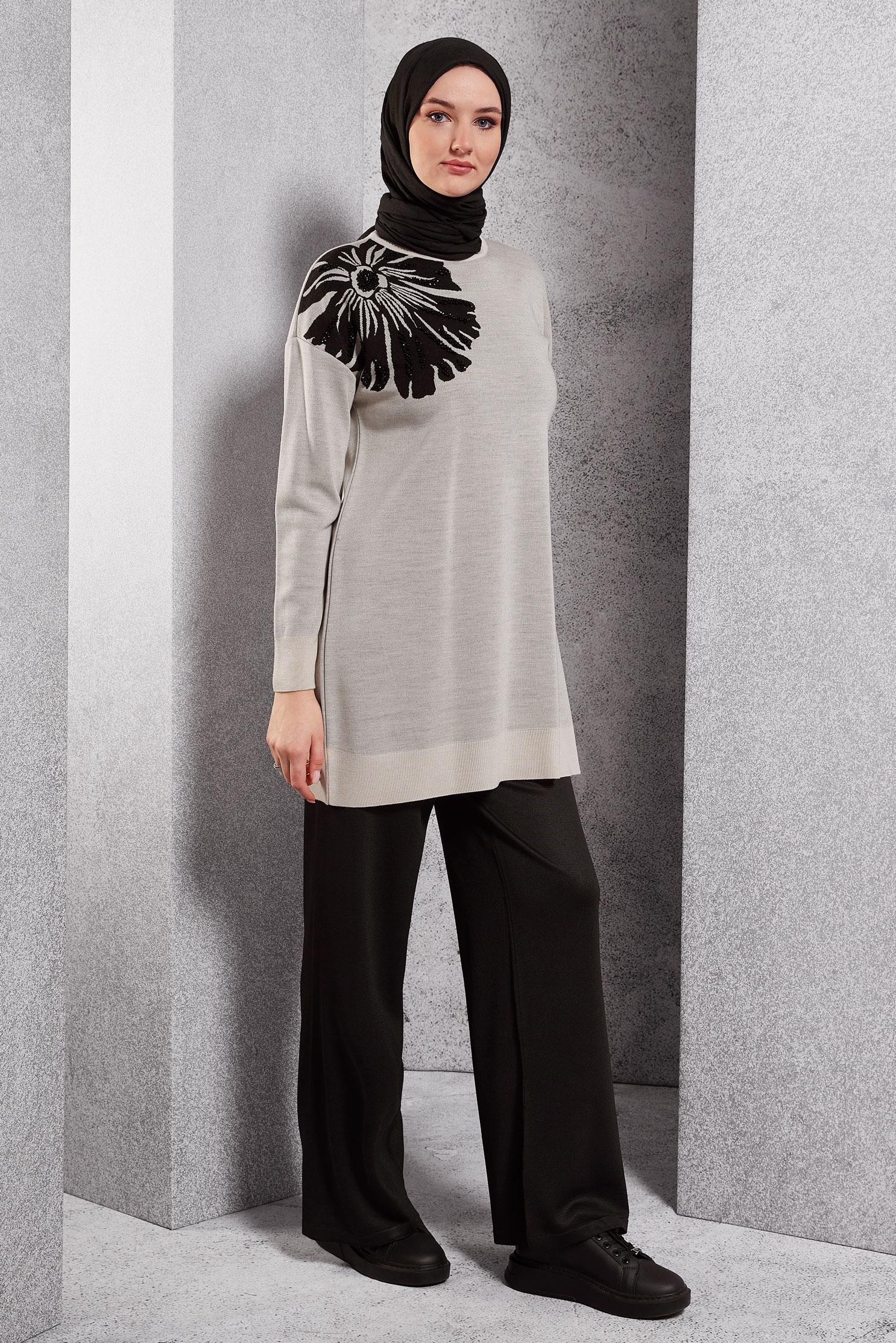 Tesettür giyim GRİ BONCUK İŞLEMELİ TRİKO TUNİK 44914