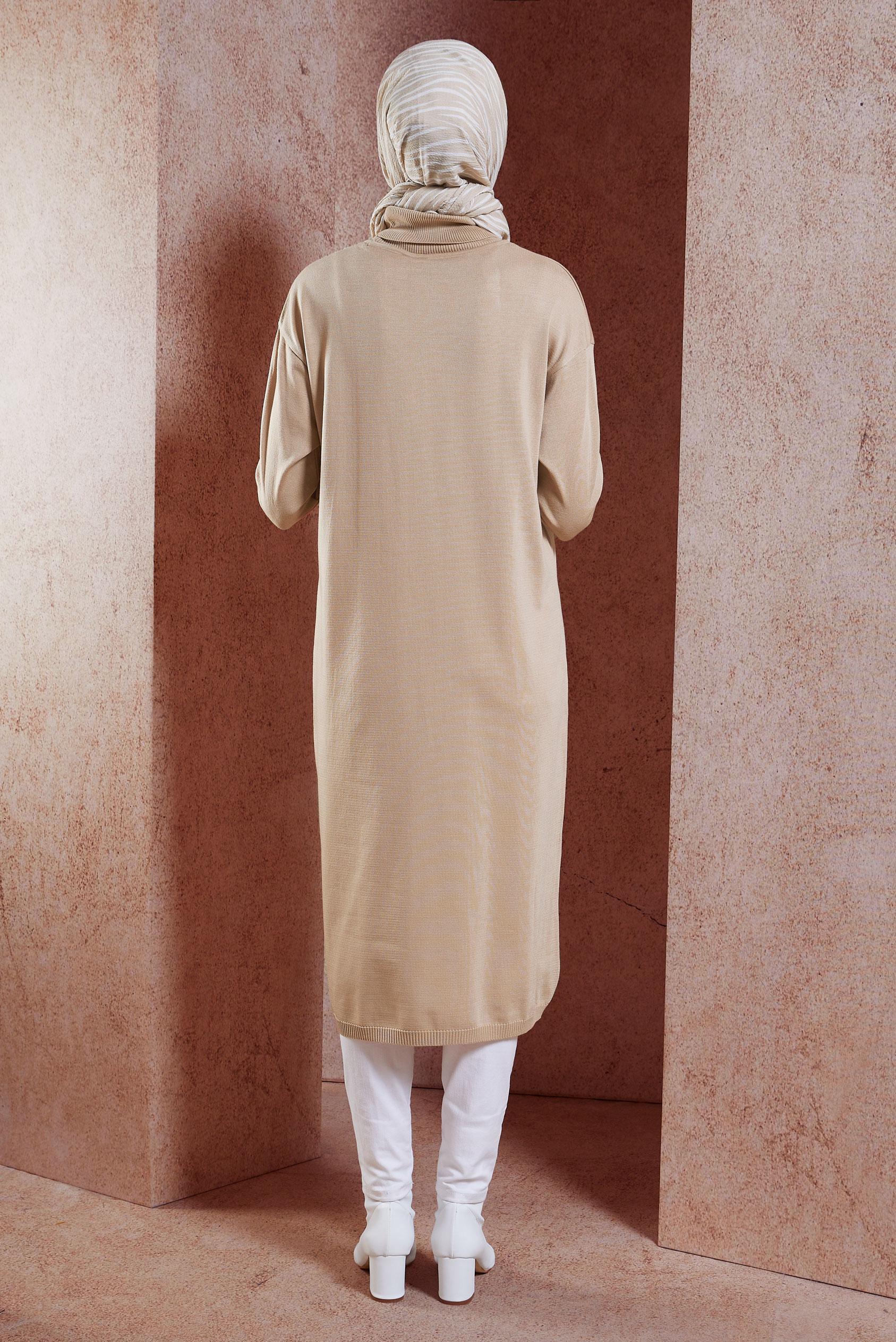 Tesettür giyim BEJ UZUN TRİKO TUNİK 44925