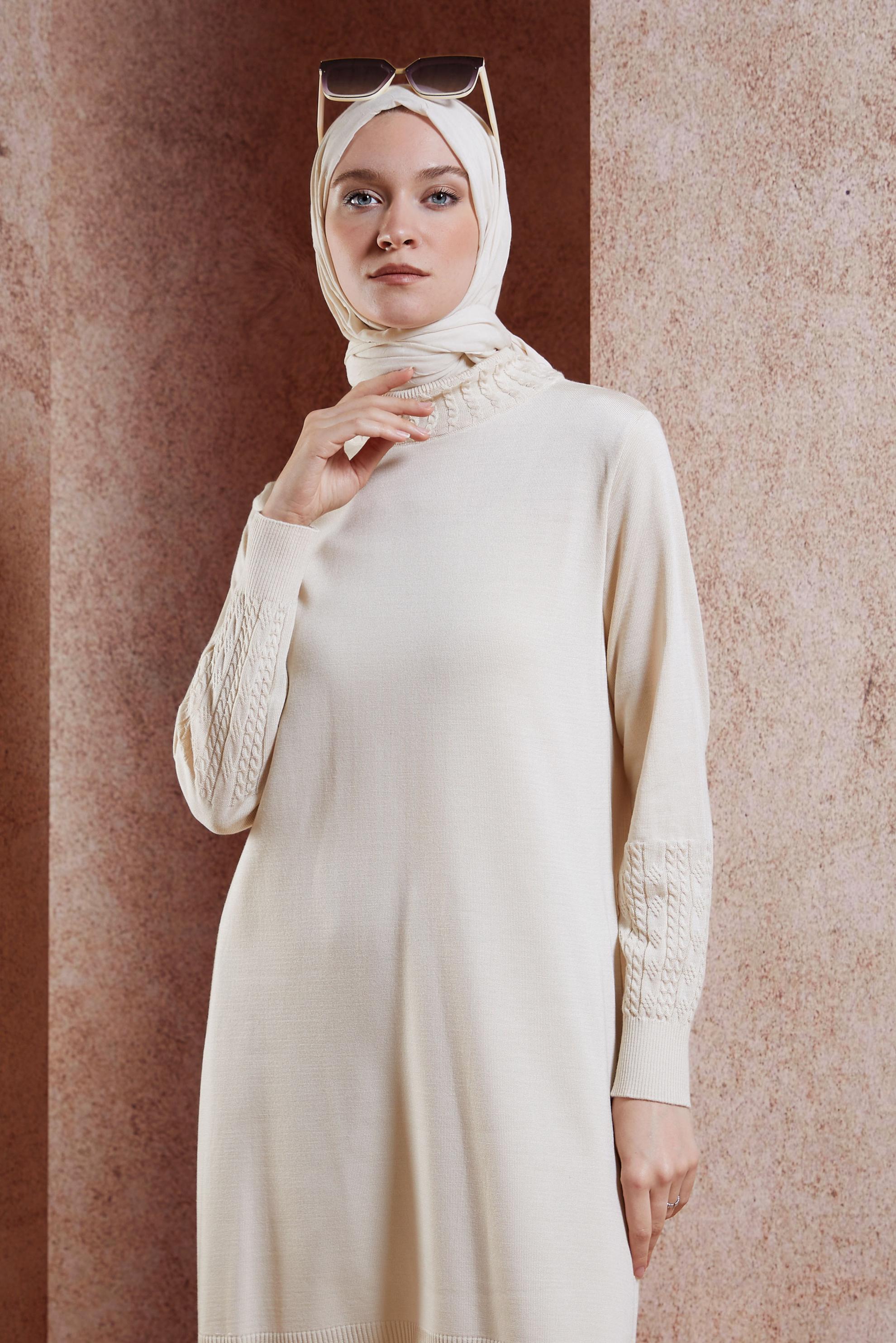 Tesettür giyim BEJ TRİKO TUNİK 44926