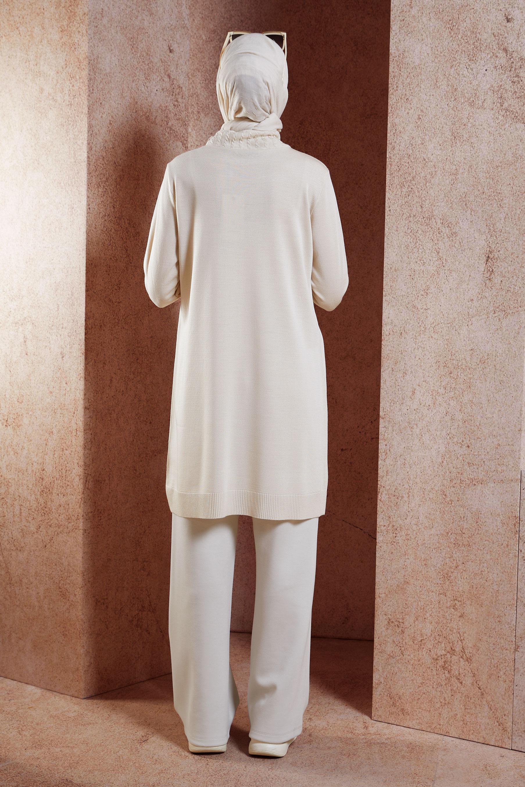 Tesettür giyim BEJ TRİKO TUNİK 44926