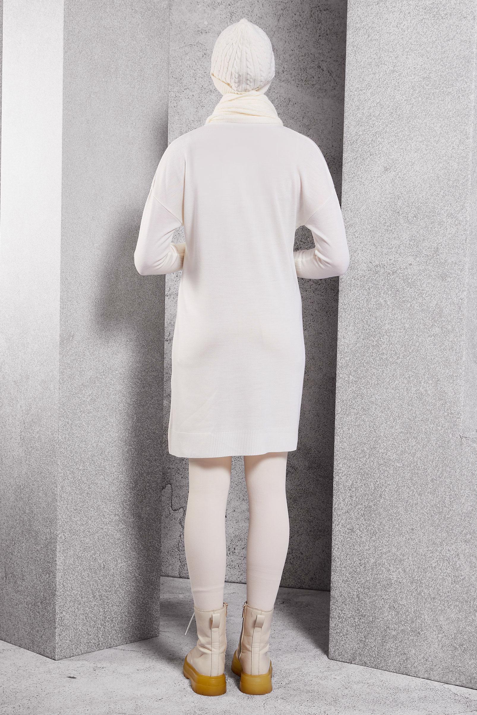 Tesettür giyim BEYAZ TRİKO TUNİK 44927