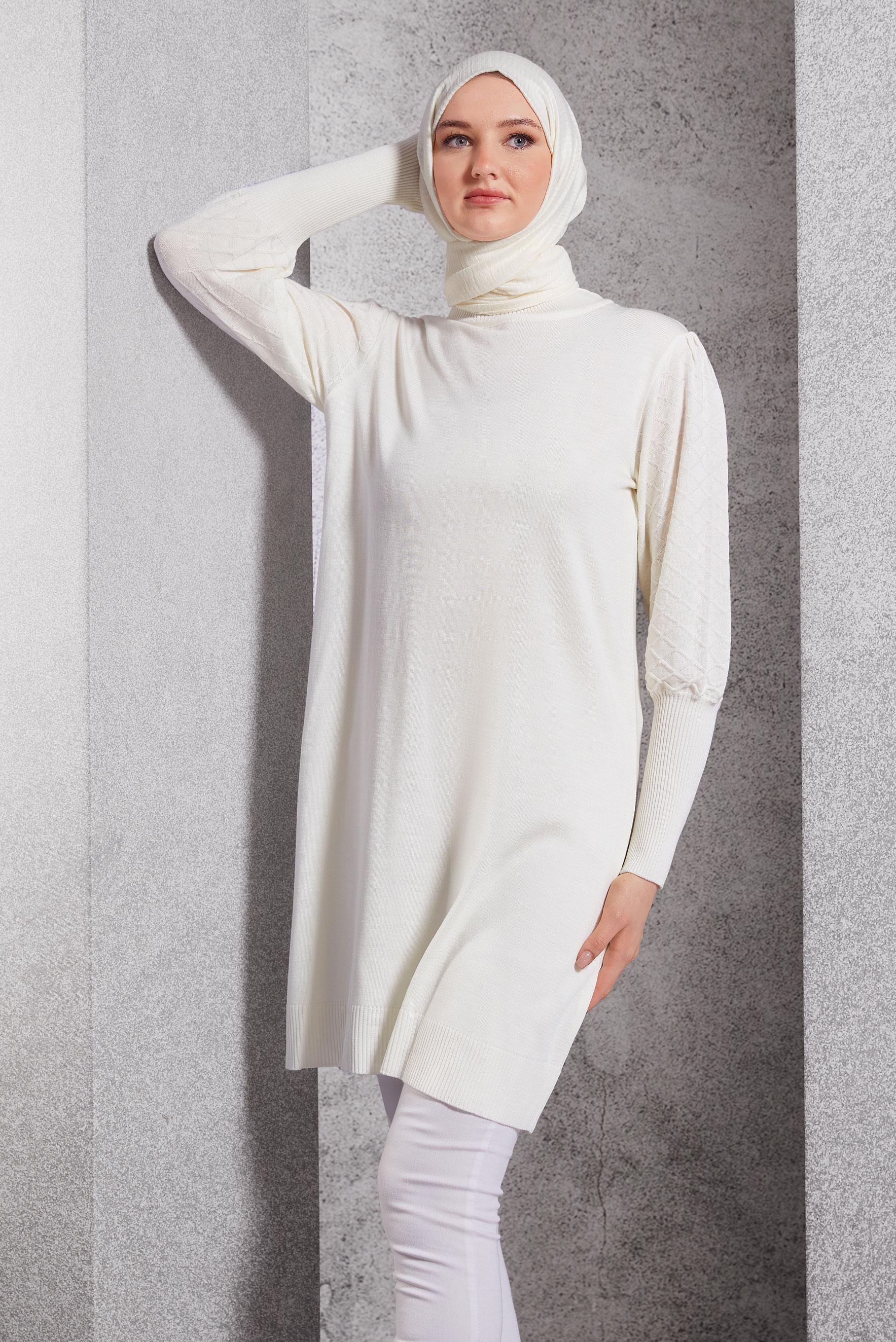 Tesettür giyim BEYAZ TRİKO TUNİK 44928