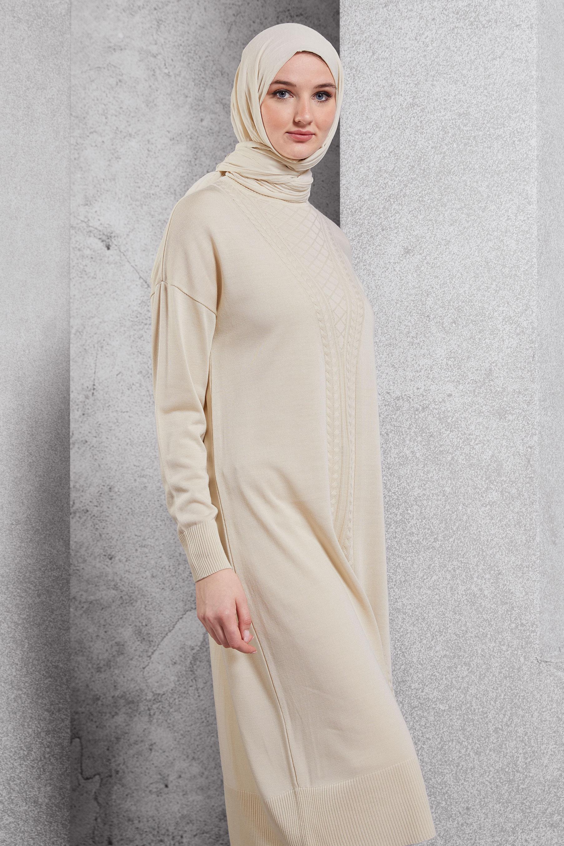 Tesettür giyim BEJ UZUN TRİKO TUNİK 44929