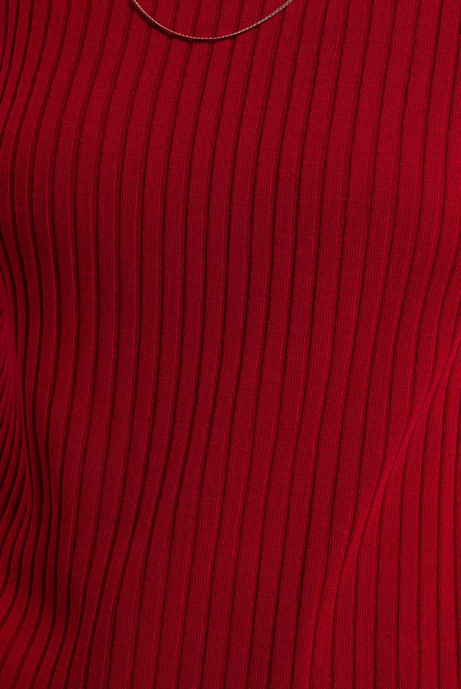 Tesettür giyim KIRMIZI BOĞAZLI YAKA TRİKO TUNİK 44930 - ALVİNA