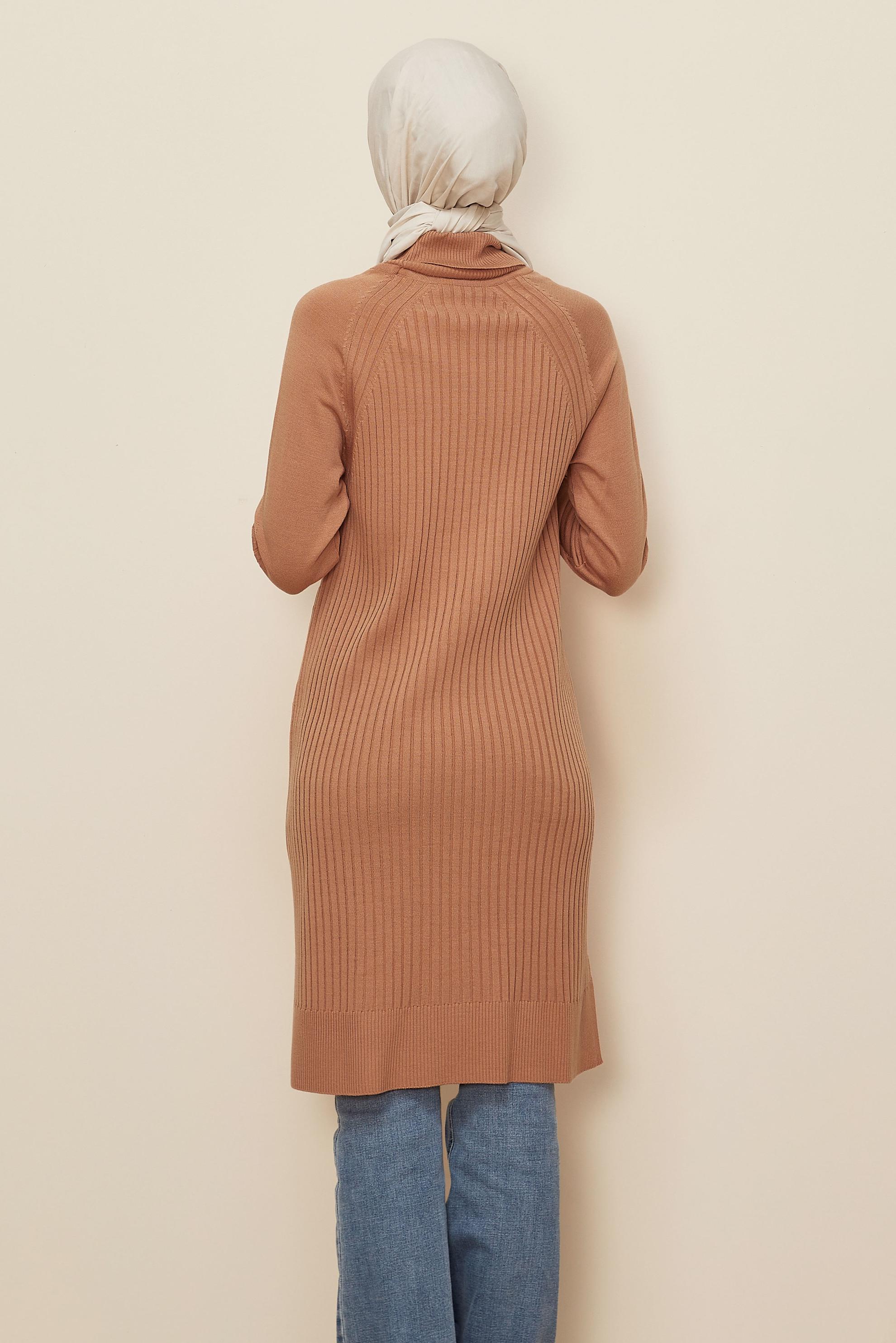 Vêtements hijab ROSE TUNIQUE EN TRICOT À COL ROULÉ 44930