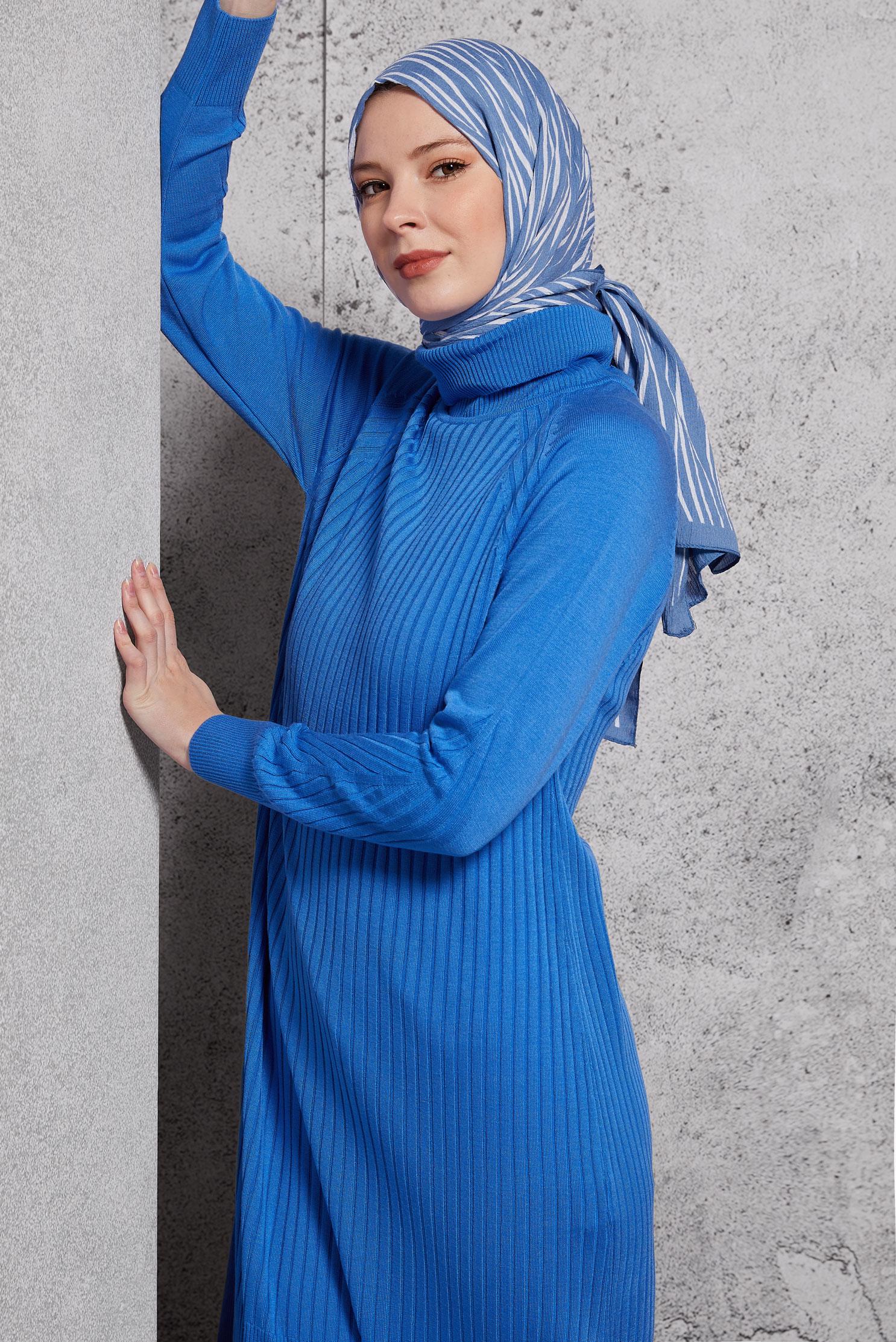 Tesettür giyim MAVİ BOĞAZLI YAKA TRİKO TUNİK 44930