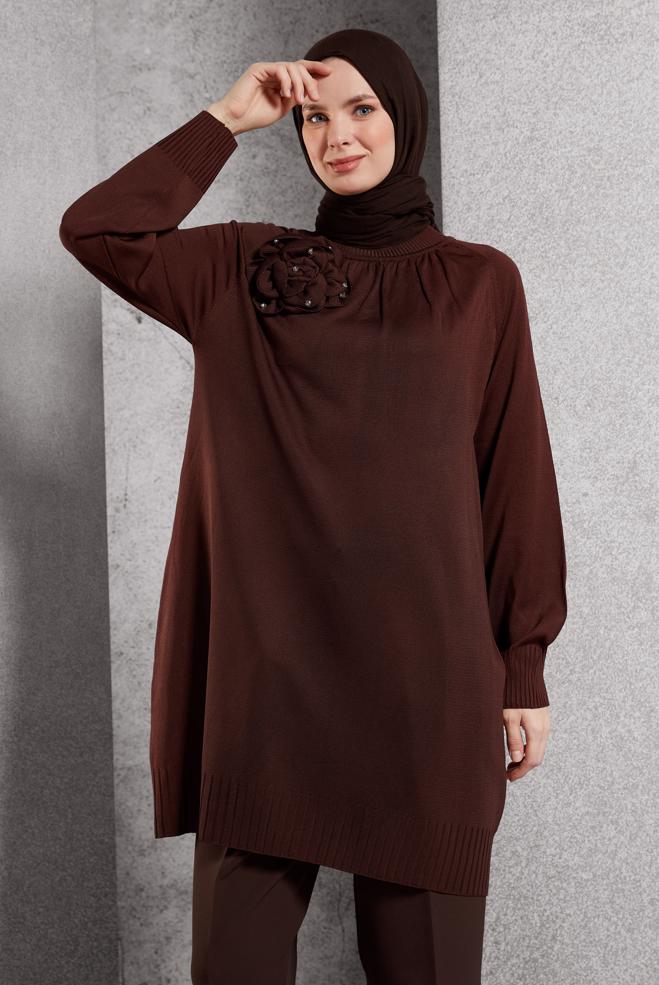 Vêtements hijab BRUN TUNIQUE EN TRICOT AVEC BROCHE 44987 - ALVİNA