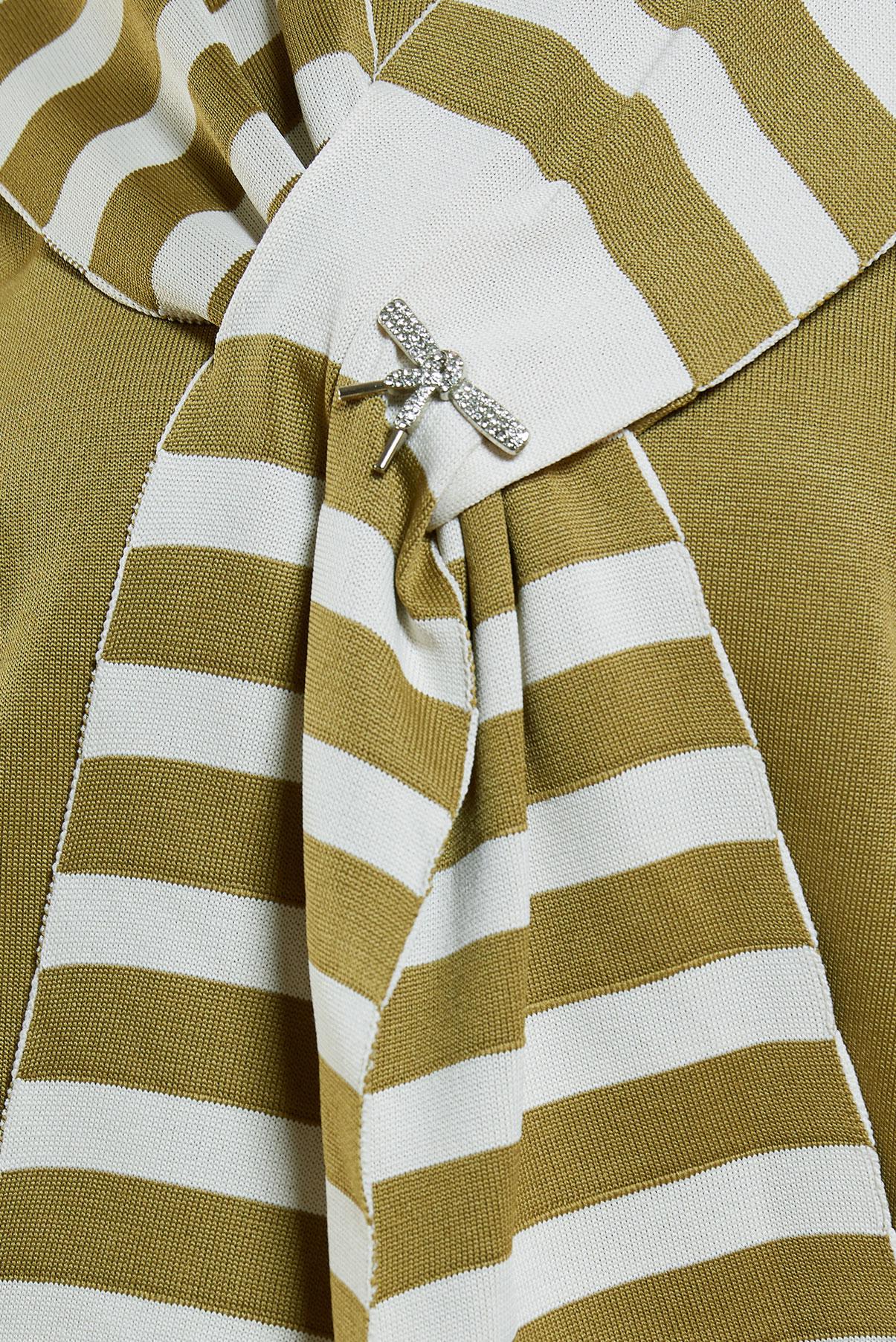 Tesettür giyim YEŞİL BROŞ DETAYLI TRİKO TUNİK 44990