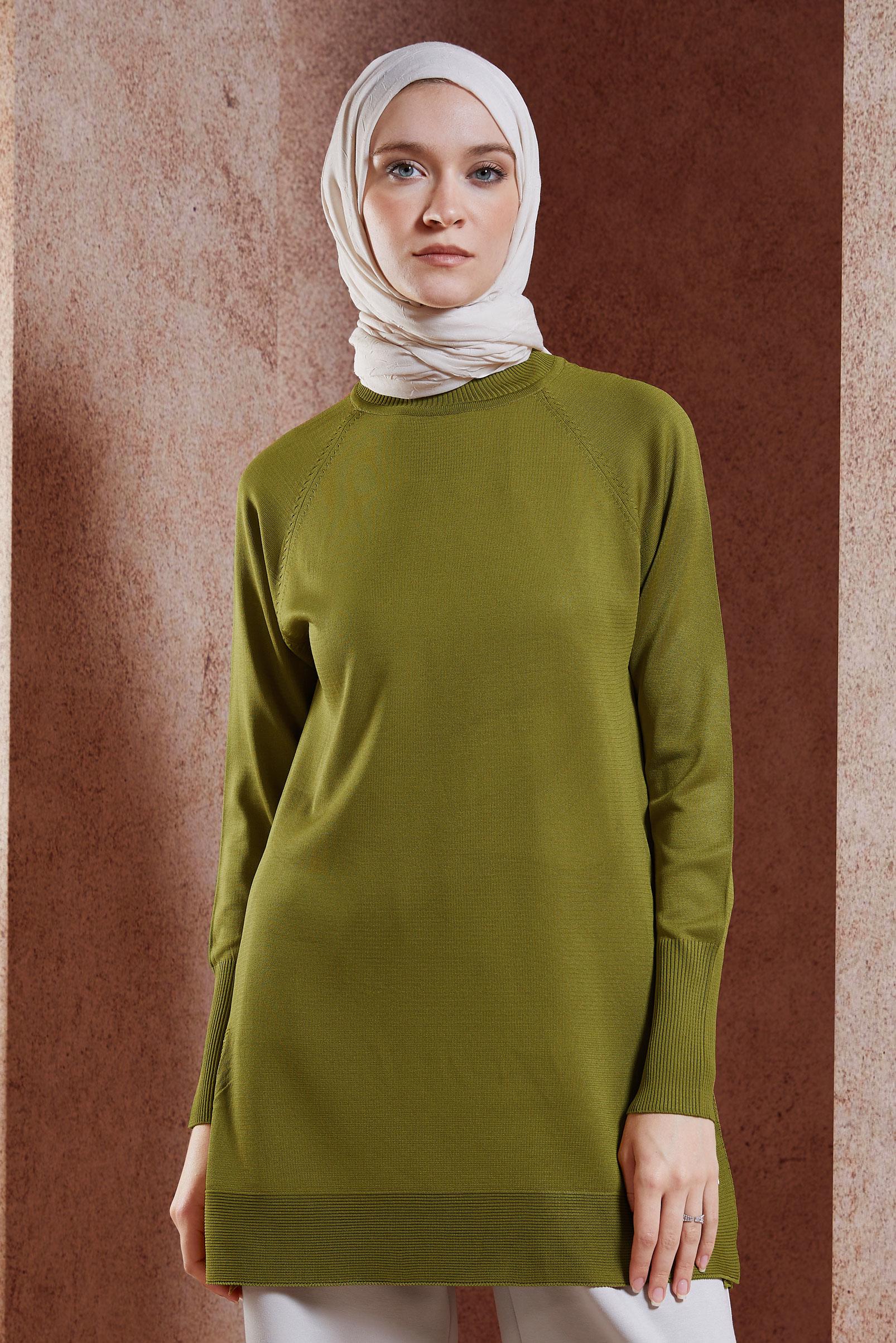 Tesettür giyim YEŞİL DÜĞME DETAYLI TRİKO TUNİK 45018
