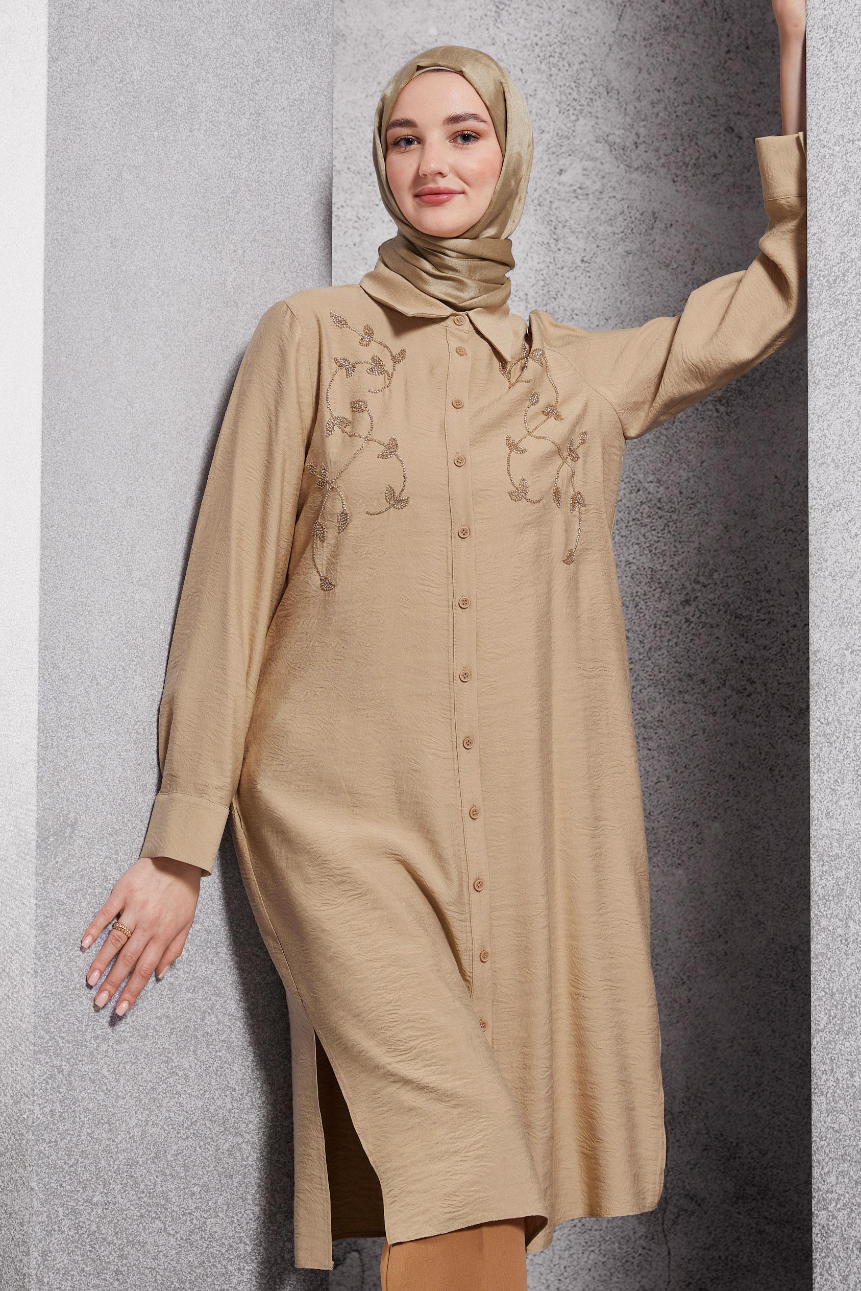 Tesettür giyim BEJ JAKARLI UZUN TUNİK 45044