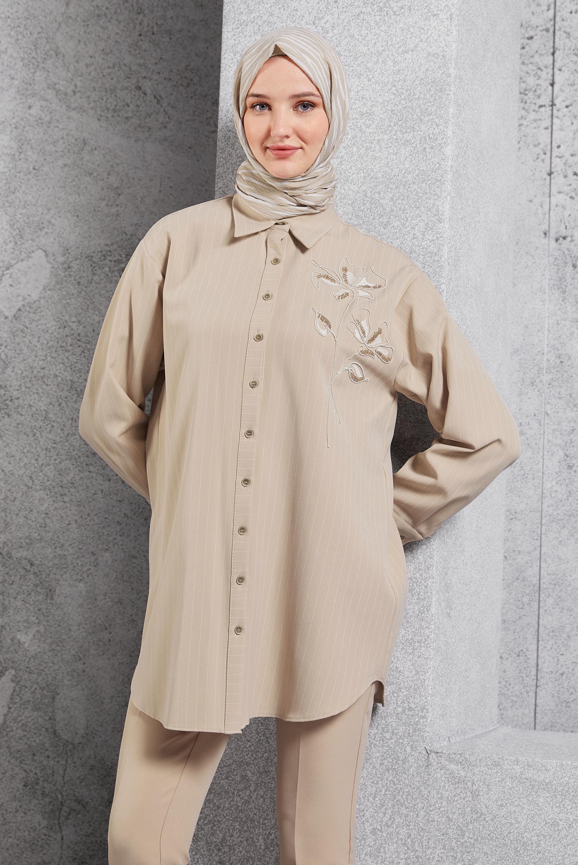 Tesettür giyim BEJ İŞLEME DETAYLI ÇİZGİLİ TUNİK 45048