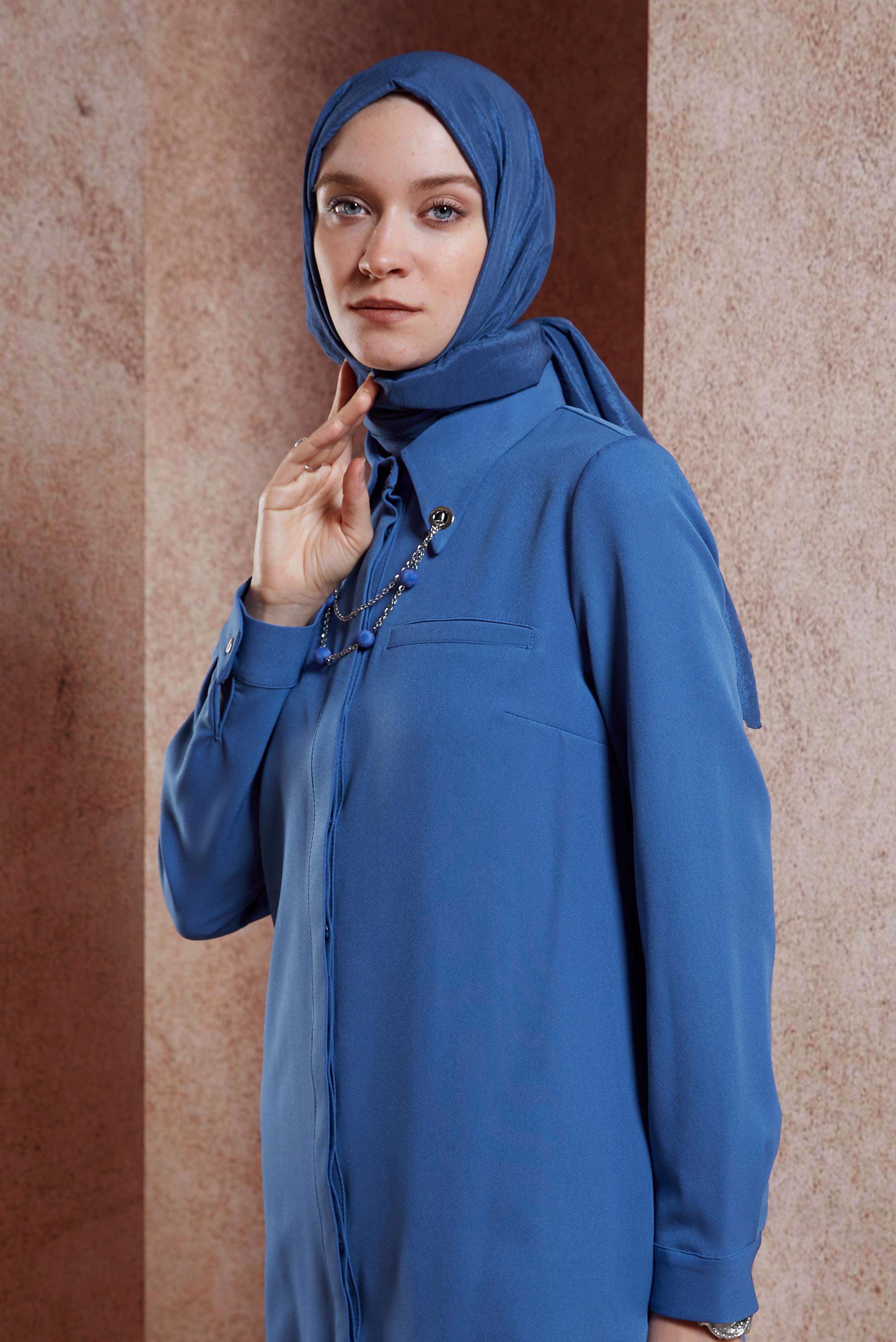 Tesettür giyim MAVİ AKSESUAR DETAYLI TUNİK 45067