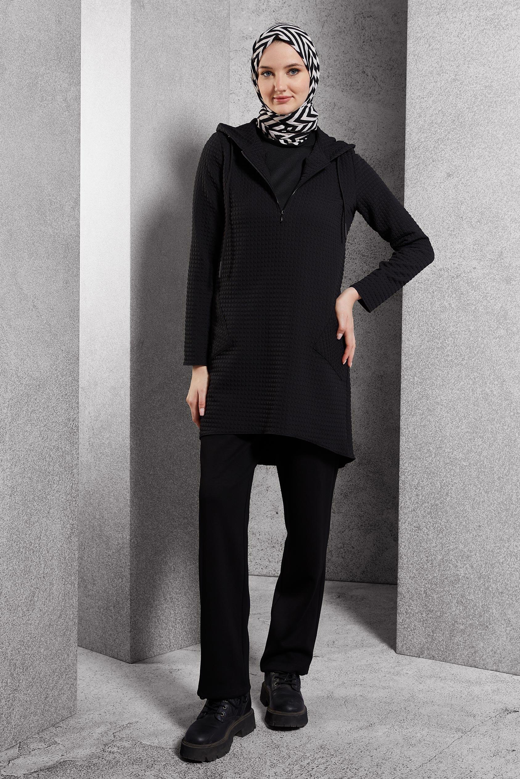 Tesettür giyim SİYAH KAPİTONE DESENLİ TUNİK 45100