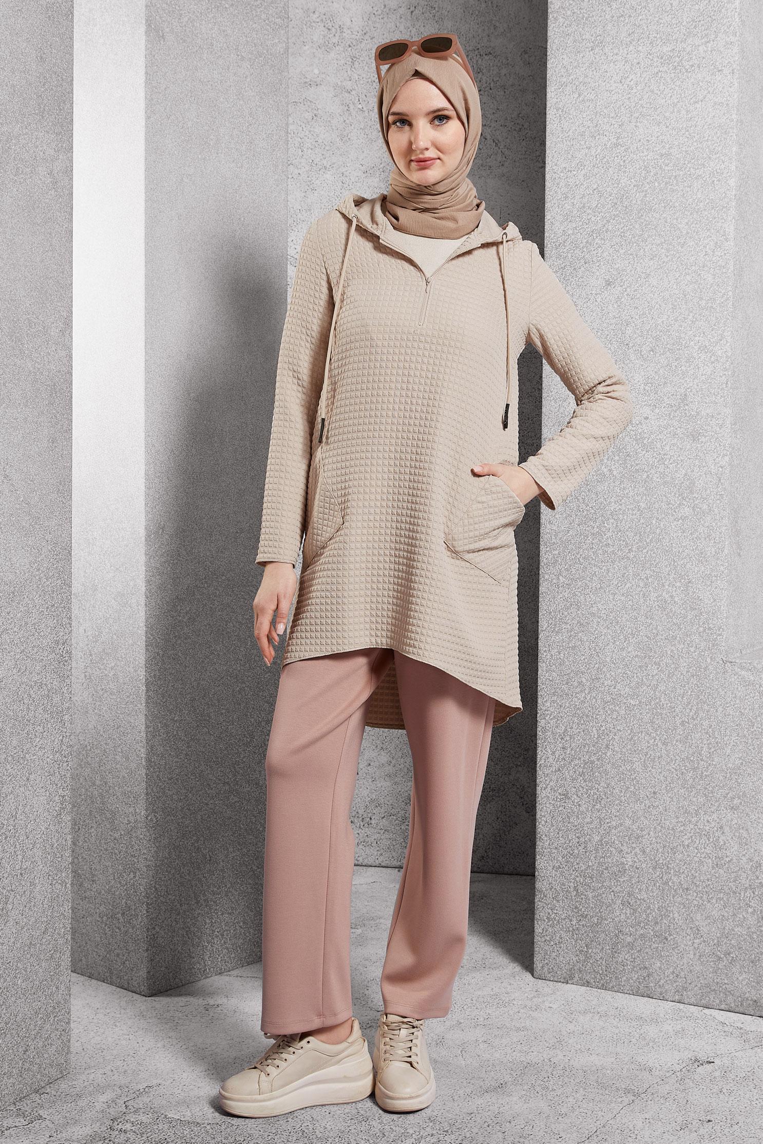 Tesettür giyim BEJ KAPİTONE DESENLİ TUNİK 45100